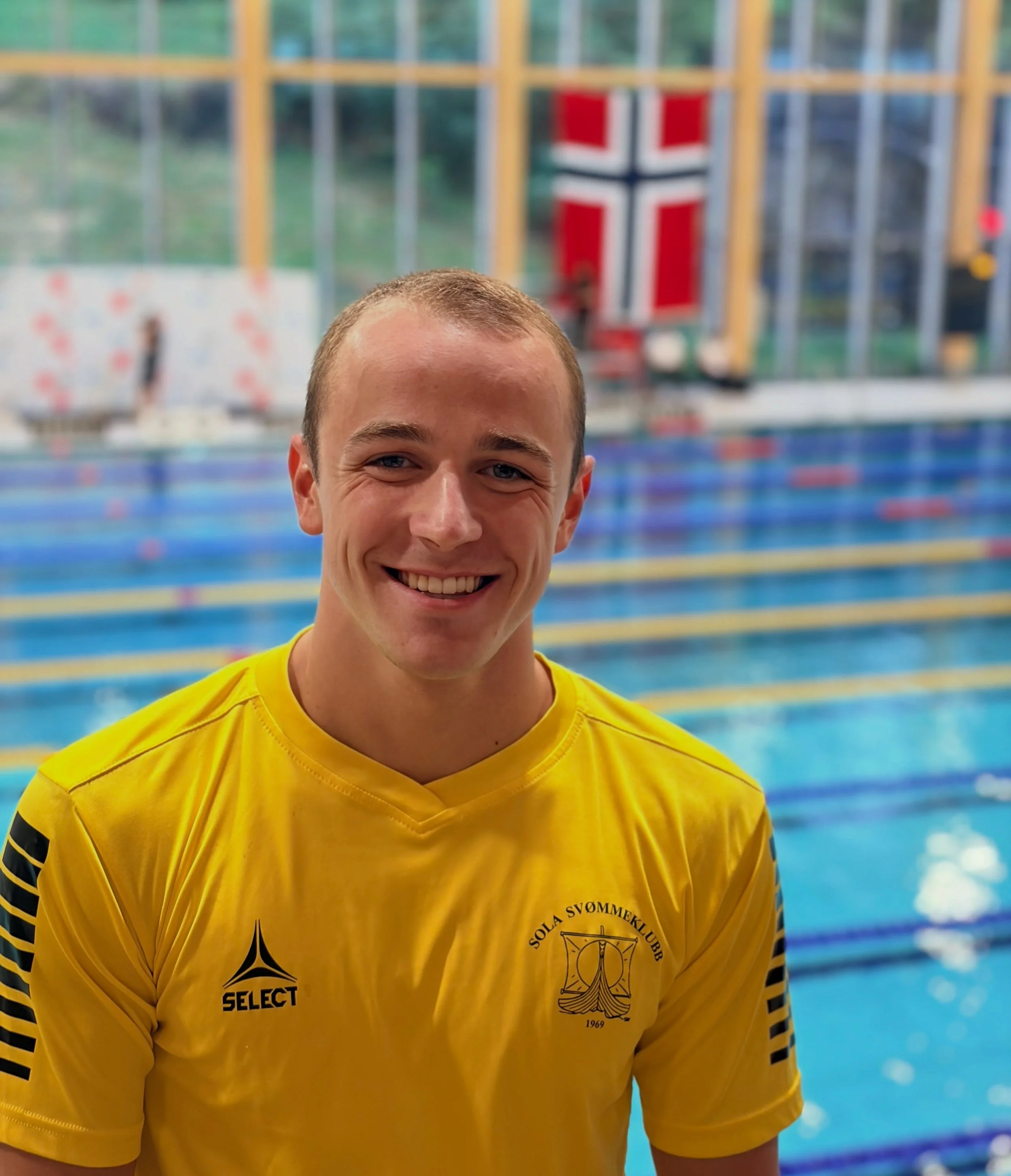 Gratulerer med bronse i NM @simenschmitzlund 🥉 Godt l&oslash;p og i rute til EM i Paris senere i sommer🤩