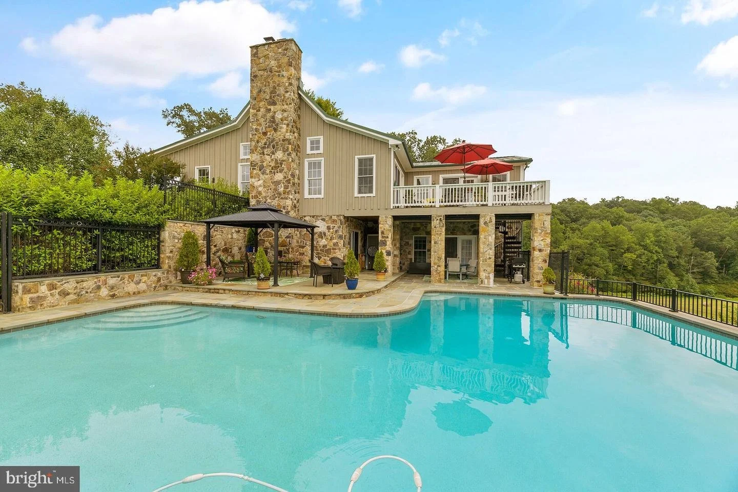 Pool-Laurel Hill Ln copy.jpeg