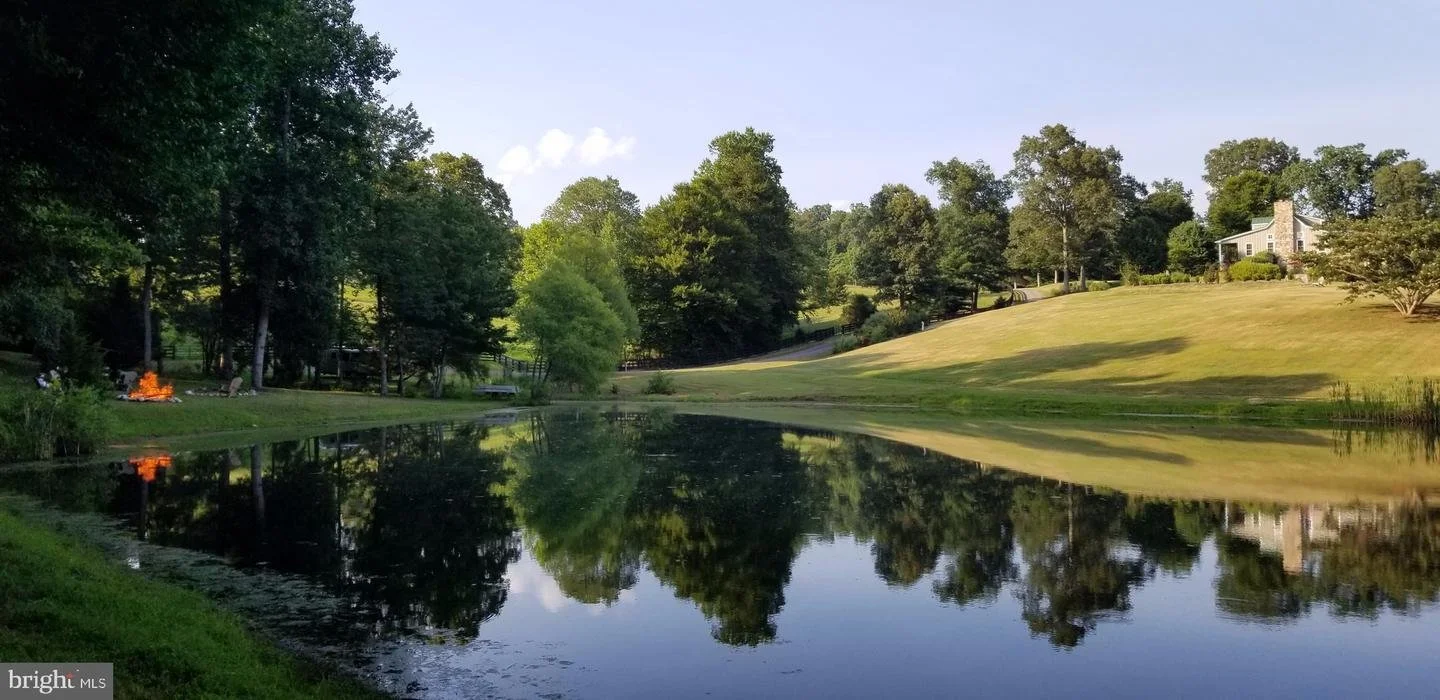 Pond-Laurel Hill Ln copy.jpeg