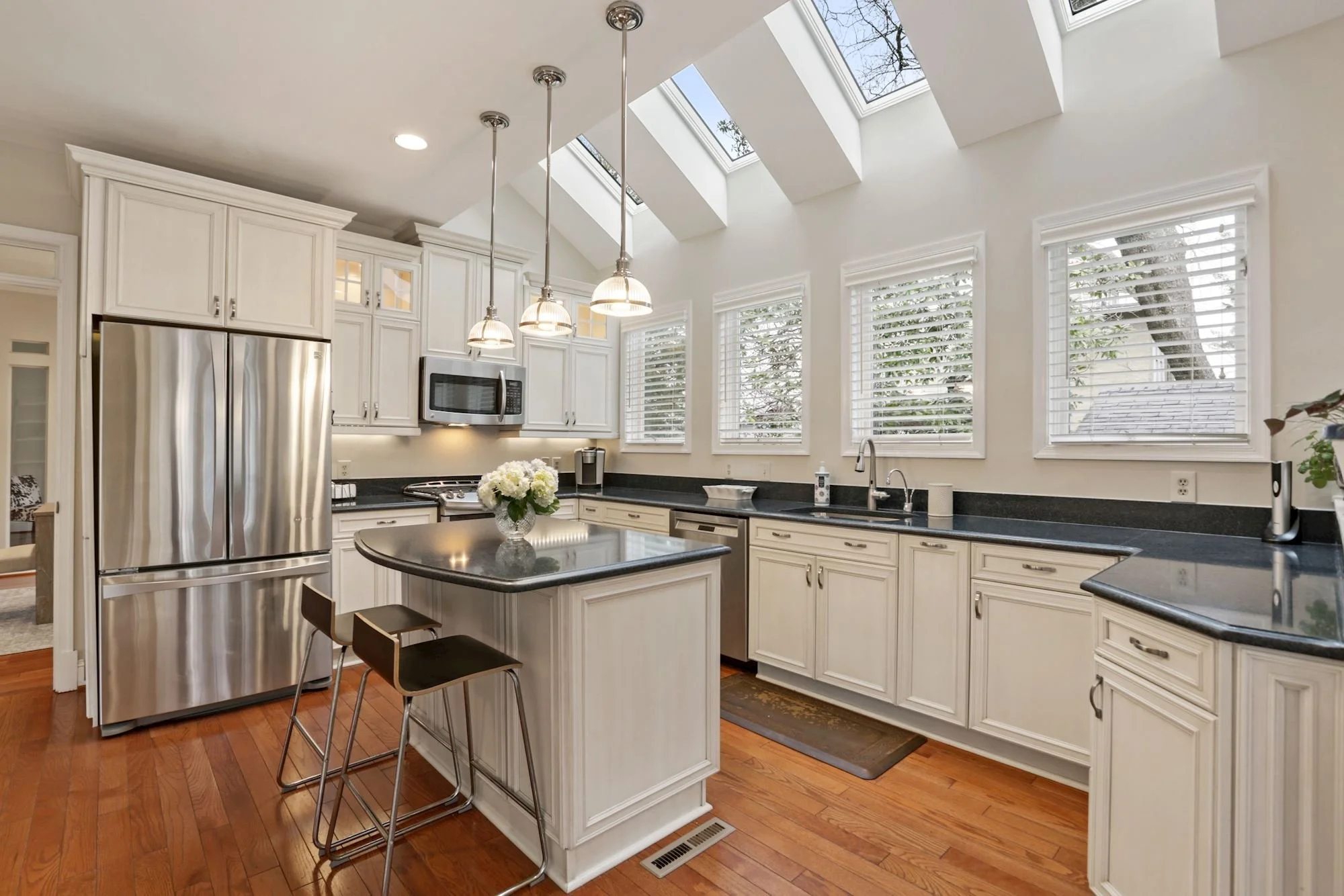 012_3804_TAYLOR_ST_327696_614123 copy.jpg