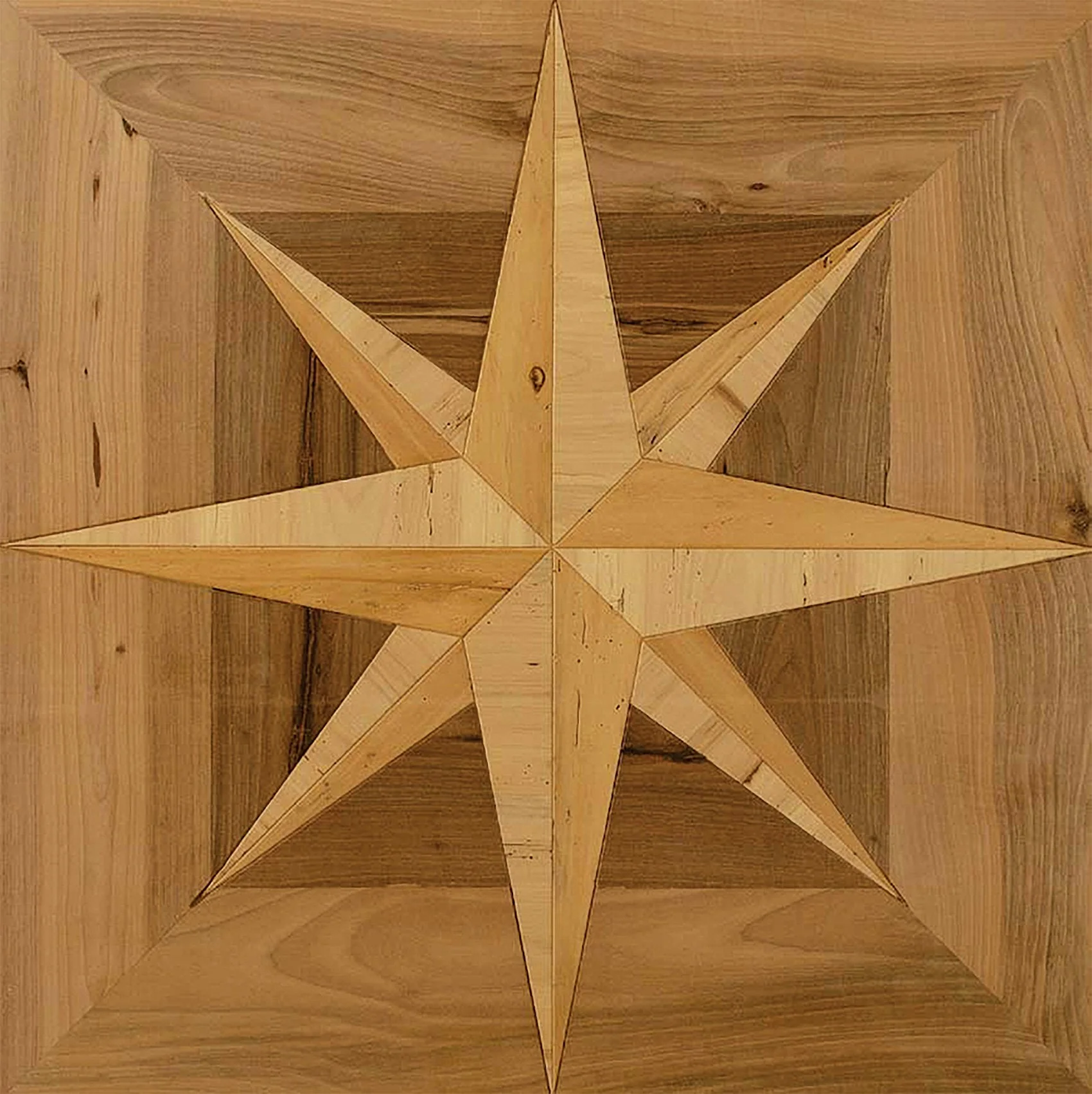 Estrella de madera sobre fondo de madera.