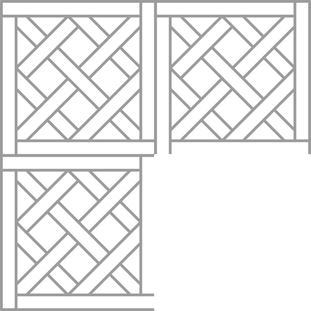 Se ven 3 paneles de una reja de diseño de entramado de madera y una sección de pared o espacio vacío.