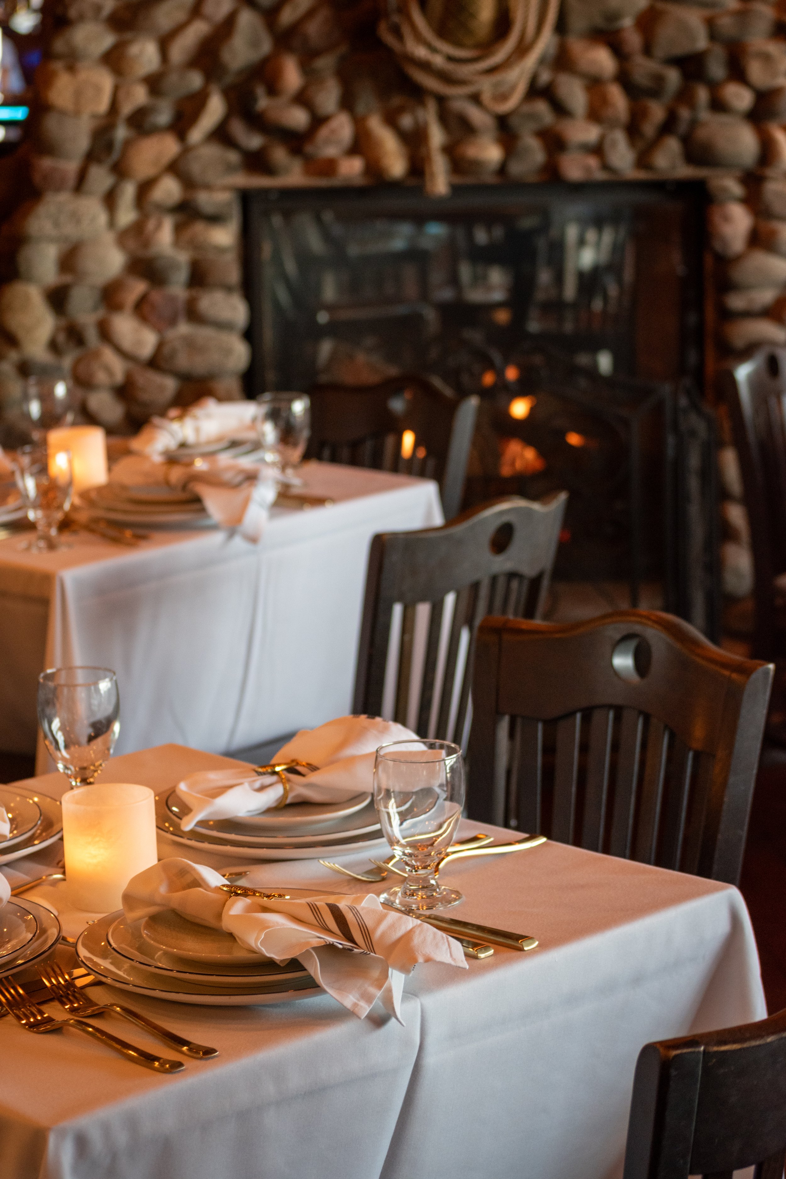LolasLakehouse_PrivateDining_March_2025-42 copy 2.jpg
