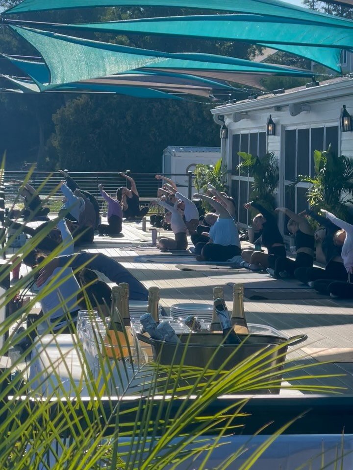 What a way to start the day! ✨🫶🏽🧘🏼&zwj;♀️

Our first Pilates on the Patio brought such great energy to the lakefront with a wonderful turnout, inspiring instruction from Studio Pilates Chanhassen, and tasty morning bites straight from the kitchen