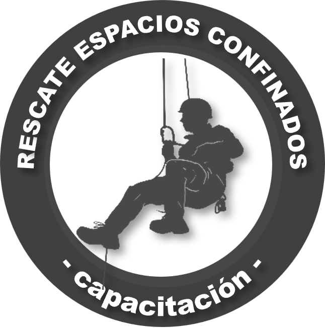 Logo circular con un hombre escalador con casco y arnés, sentado en una cuerda, con la frase 'Rescate en espacios confinados - Trained' en español y en inglés alrededor.