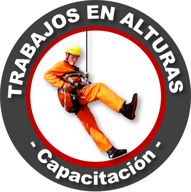 Un trabajador en altura con equipo de protección naranja y casco amarillo, en un ambiente de capacitación para trabajos en altura.