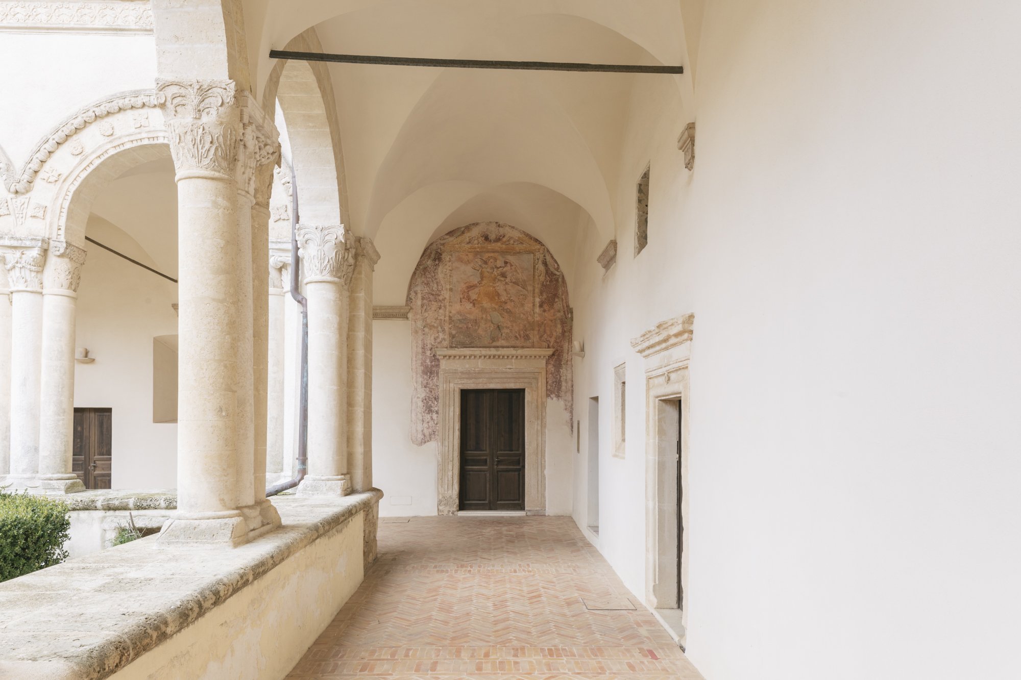 Montescaglioso_Abbazia Benedettina di San Michele Arcangelo_Mizzotti_012_8039.jpg