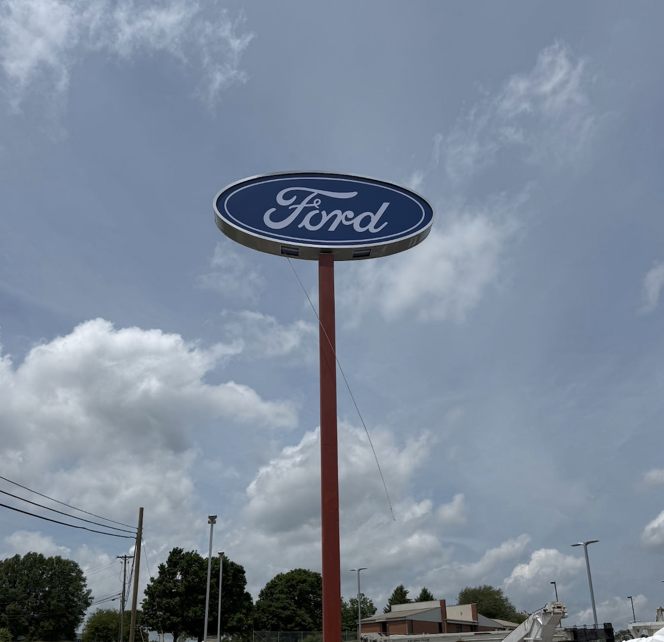 Pylon sign installation in Frankfort, Kentucky for Ford
