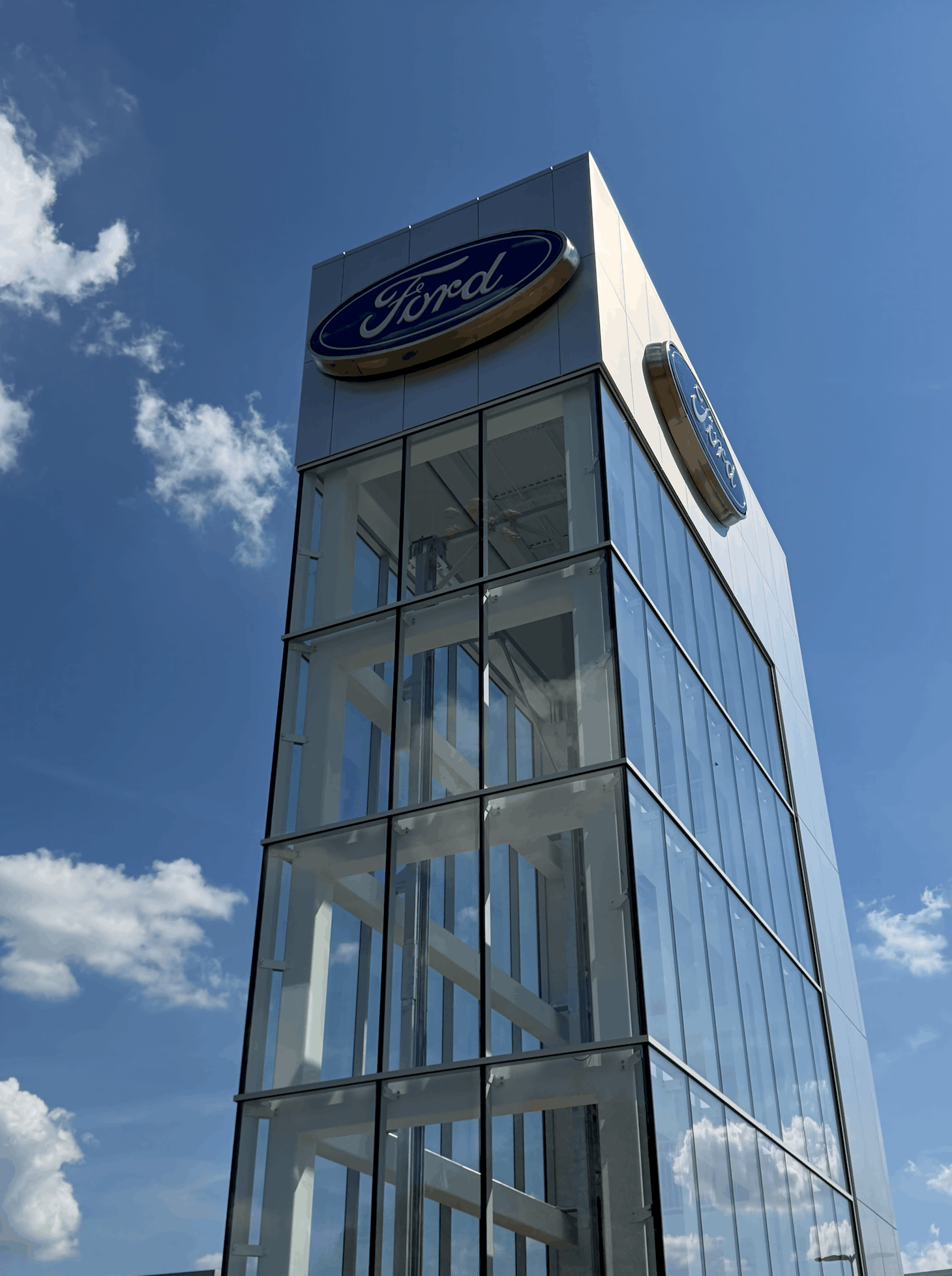 Ford tower sign installation in Frankfort, Kentucky