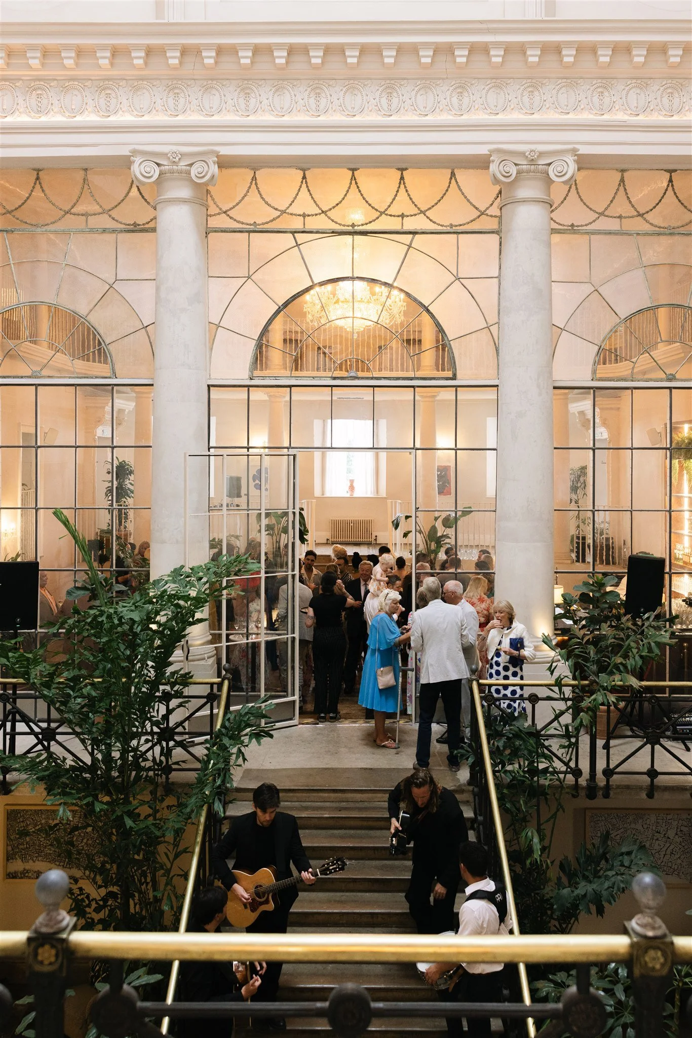 taura-jesse-old-sessions-house-london-wedding-15.jpg