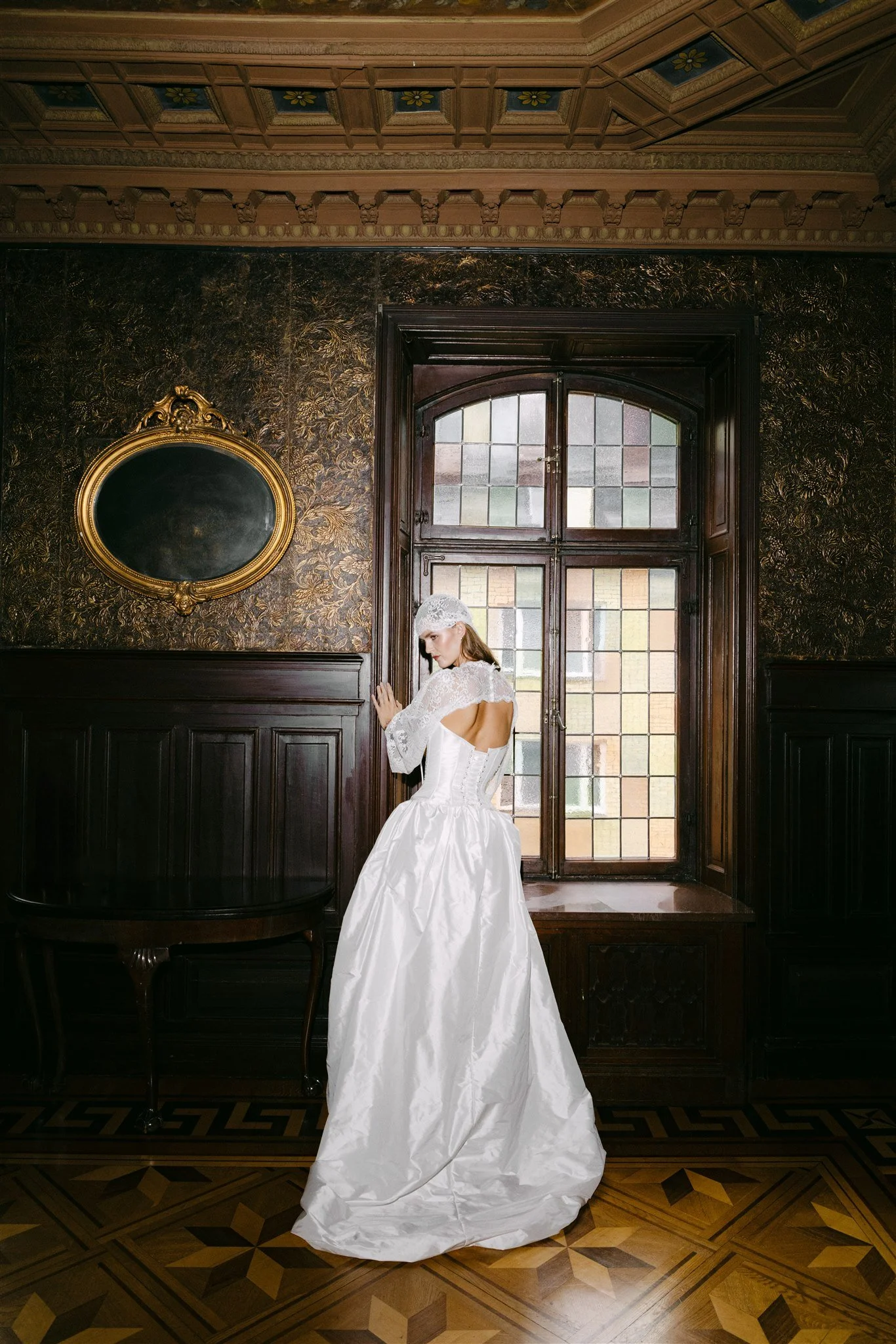 avant-garde-wedding-photography-yolanta-birkhane-98.jpg