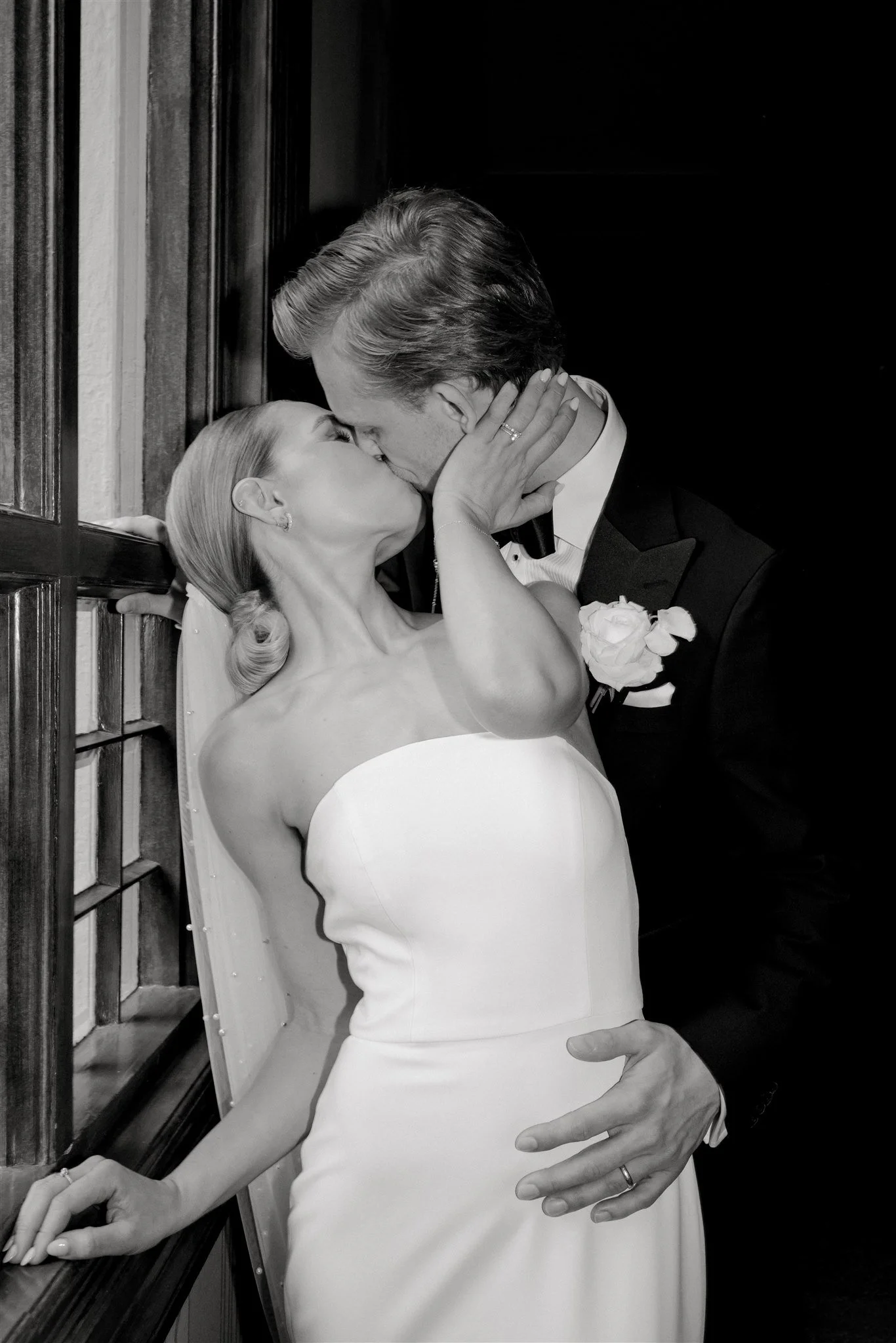 editorial-documetary-wedding-sweden-00.jpg