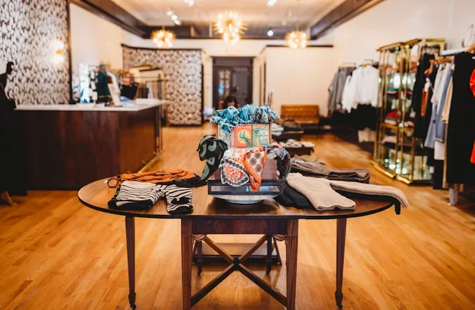 House of 423 - Best women's clothing boutique around. Statement pieces & known for their Jeans! 