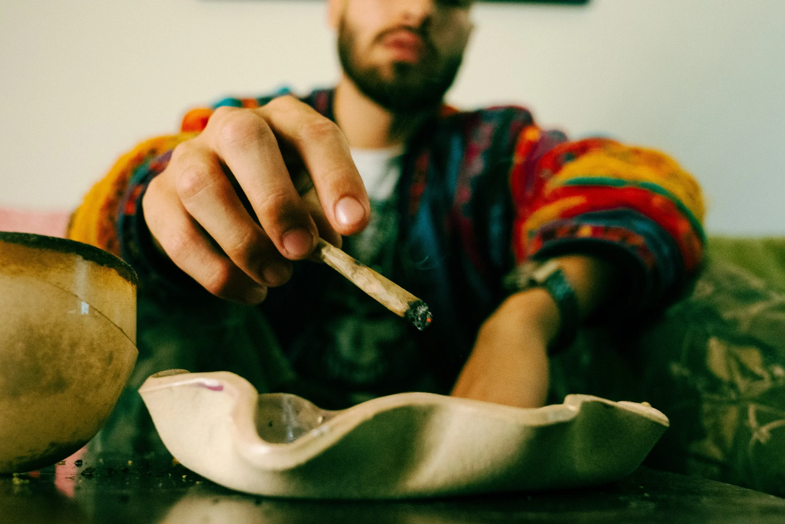 JO - BURNING A SPLIFF-133.jpg