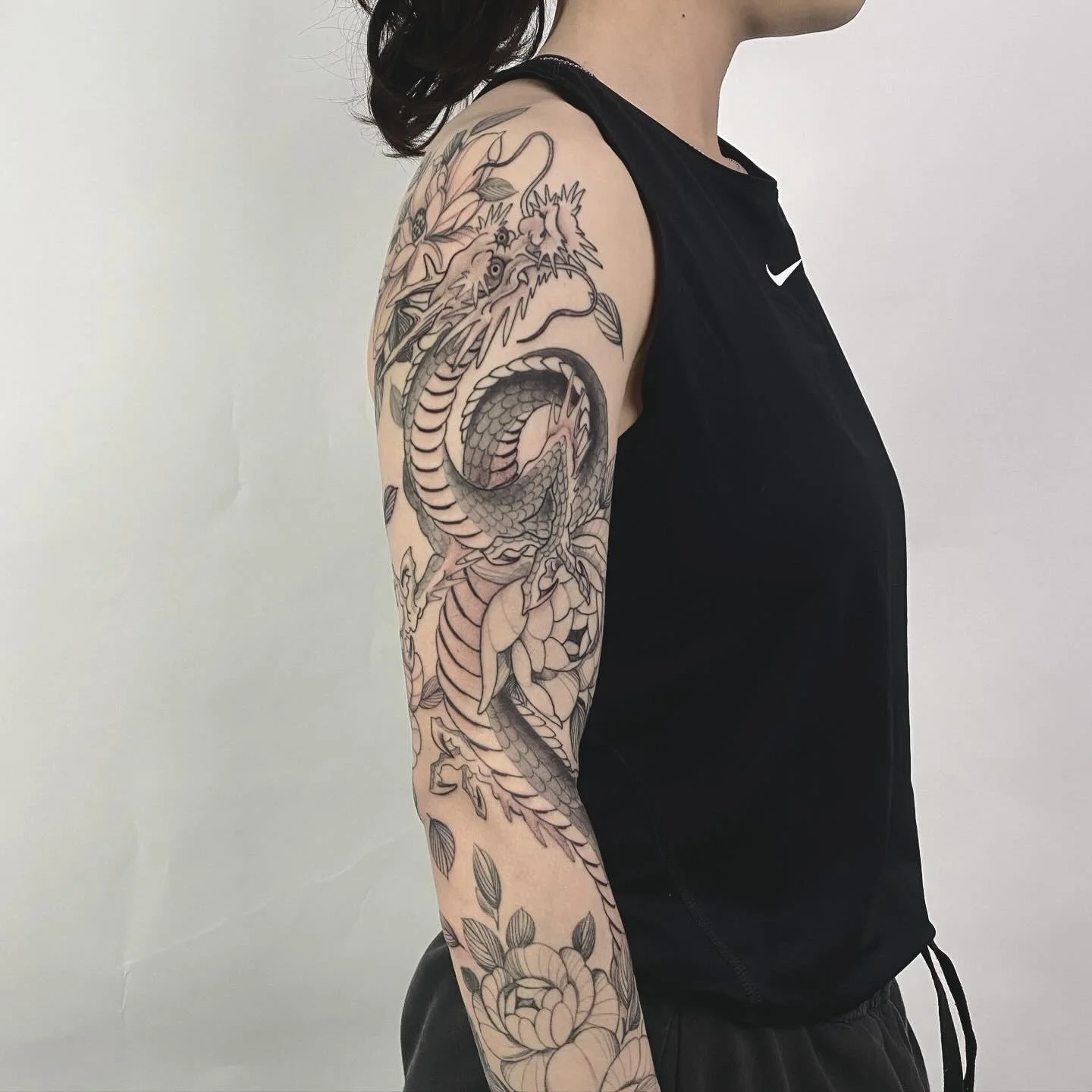 Dragon sleeve 