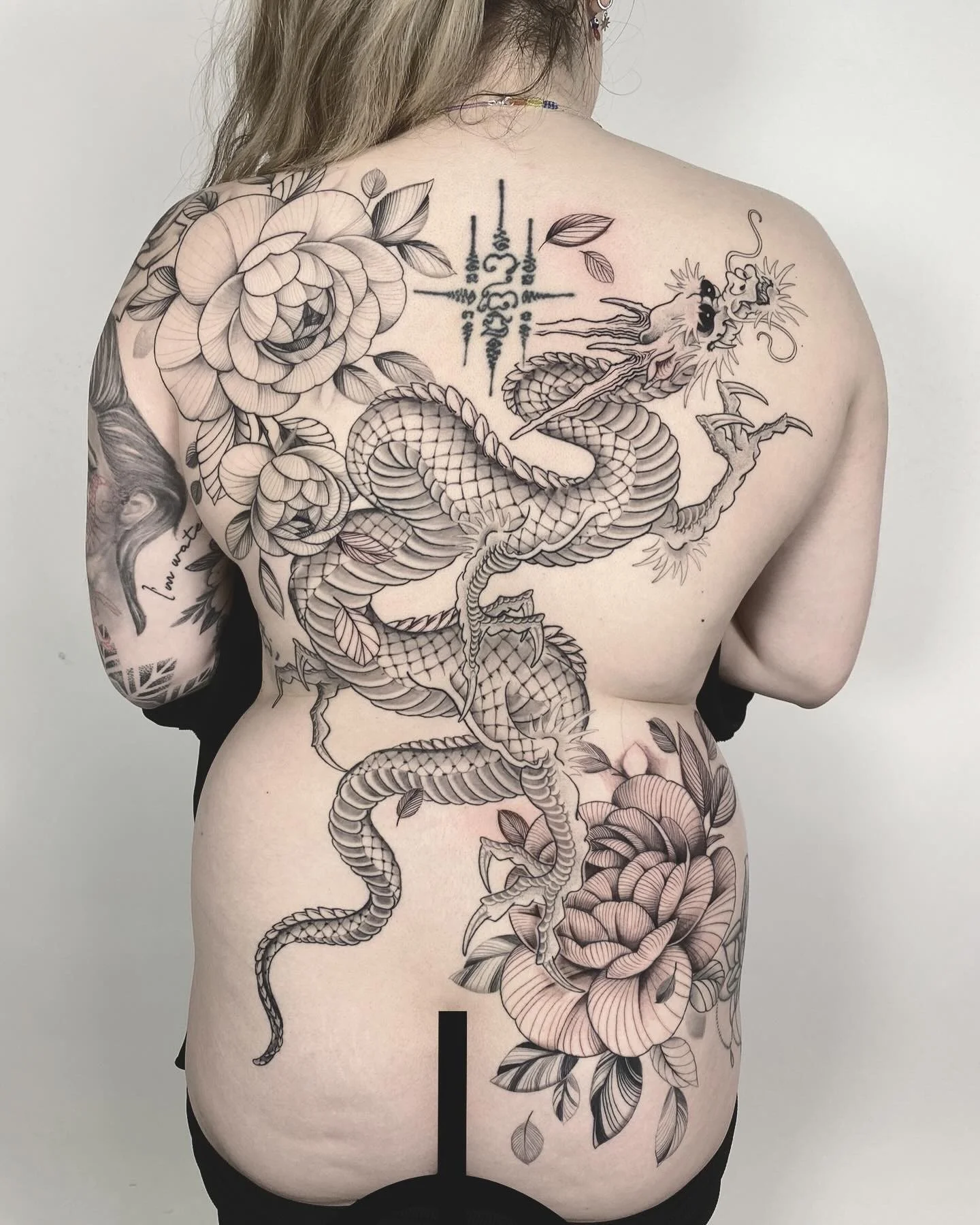 Full back tattoo dragon 