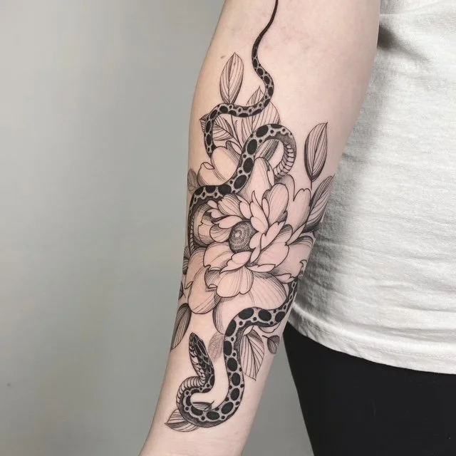 snake tattoo , girl tattoo, peonies , flower tattoo , fine line , four arm tattoo