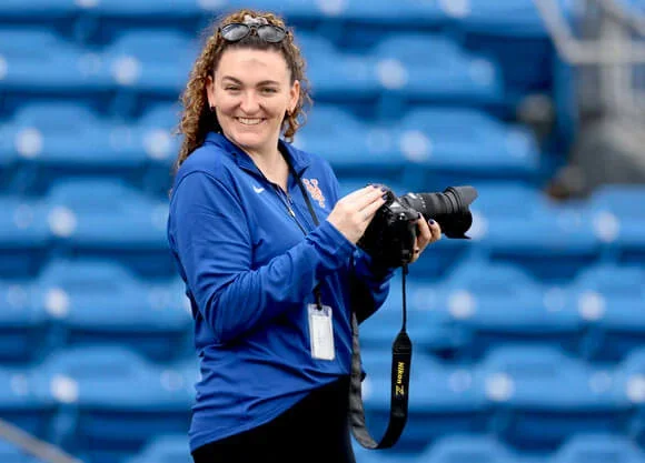 Alumna hits it out of the park with dream role as Mets photographer
