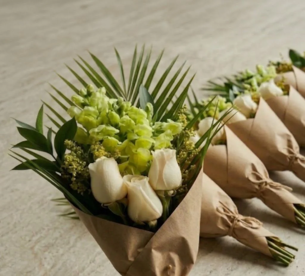 The Holding Posey ~ Set of 5