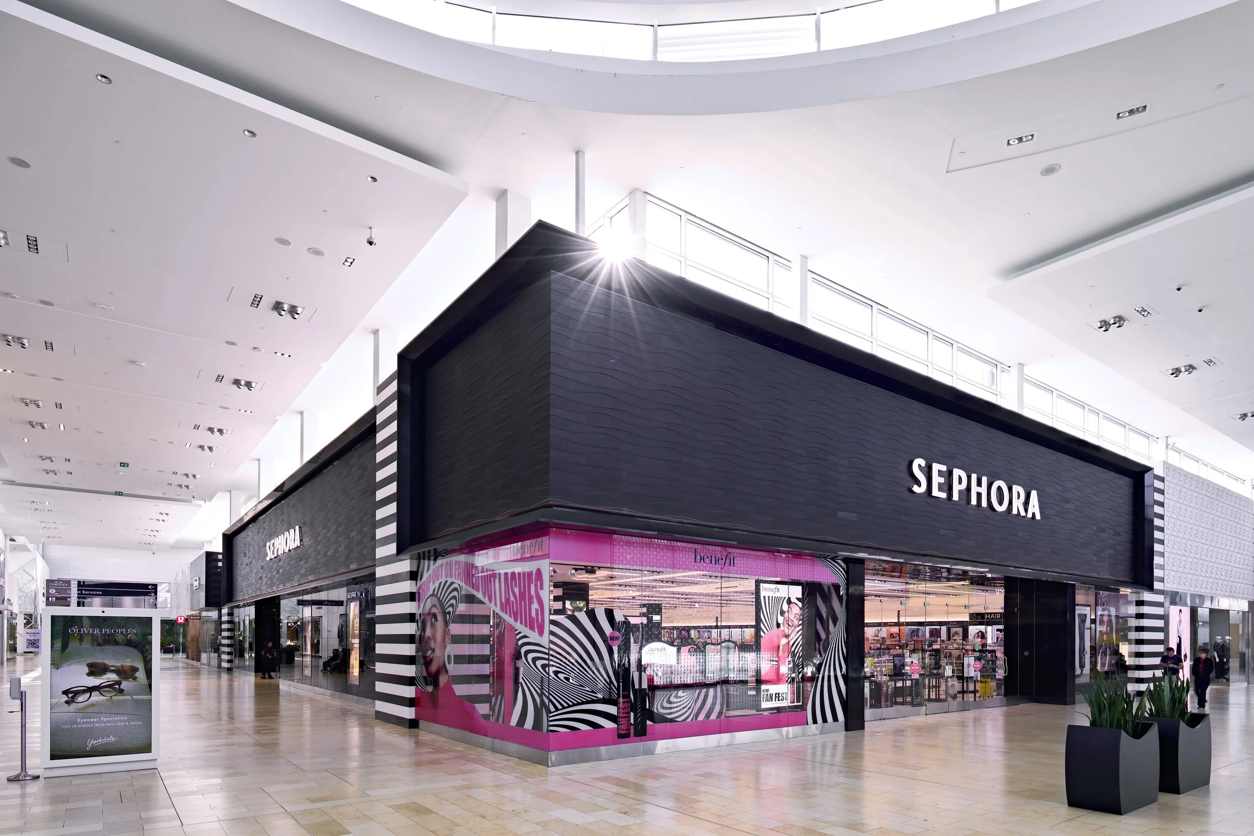 park-benefit-yorkdale-robert-lowdon-photography-_DSC4068 copy.jpg