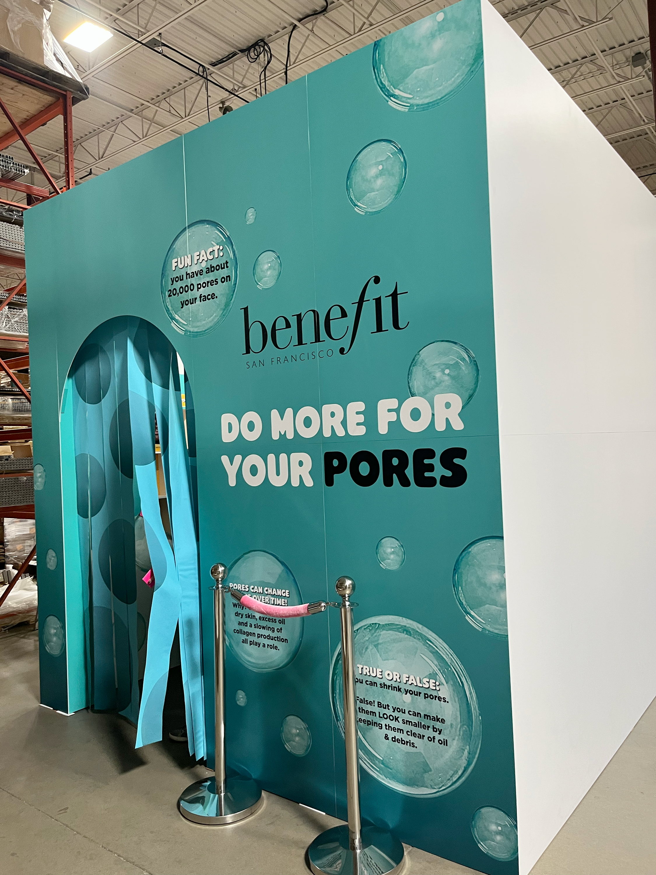 Pop-Up: Benefit POREfessional