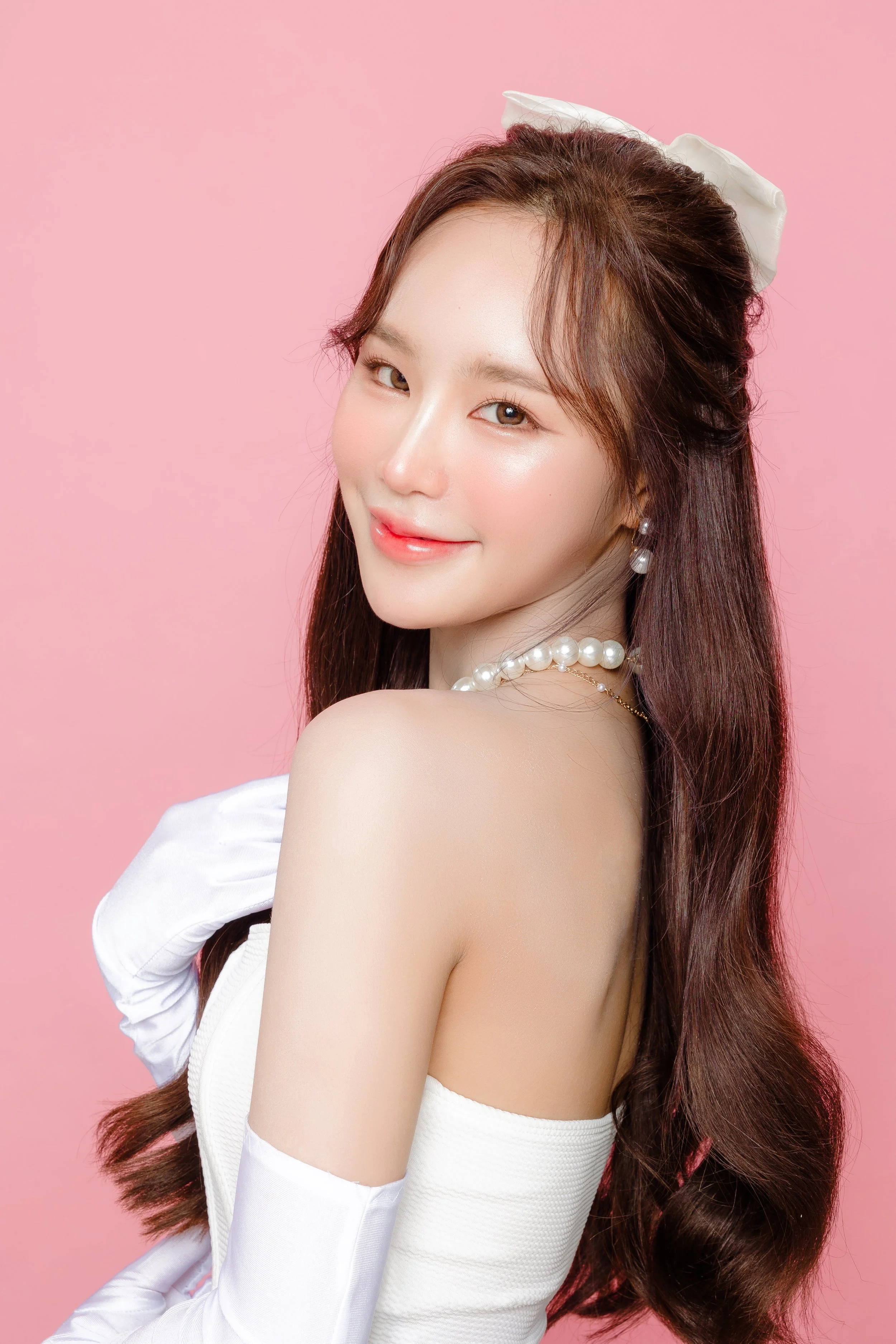 young-asian-beautiful-woman-curly-long-hair-with-korean-makeup-style-face-perfect-clear-smooth-skin-isolated-pink-background-facial-treatment-cosmetology-plastic-surgery.jpg