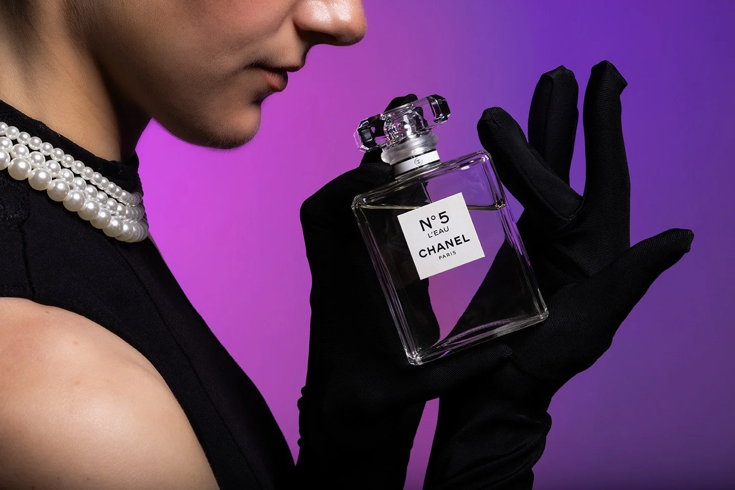 Bennett-Stoliker-Alyssa_Perfume-1-Edit copy 2.jpg