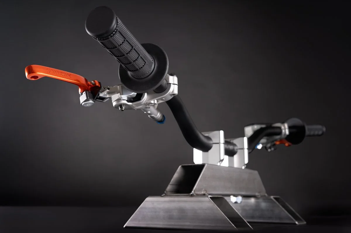 Levers-4.jpg