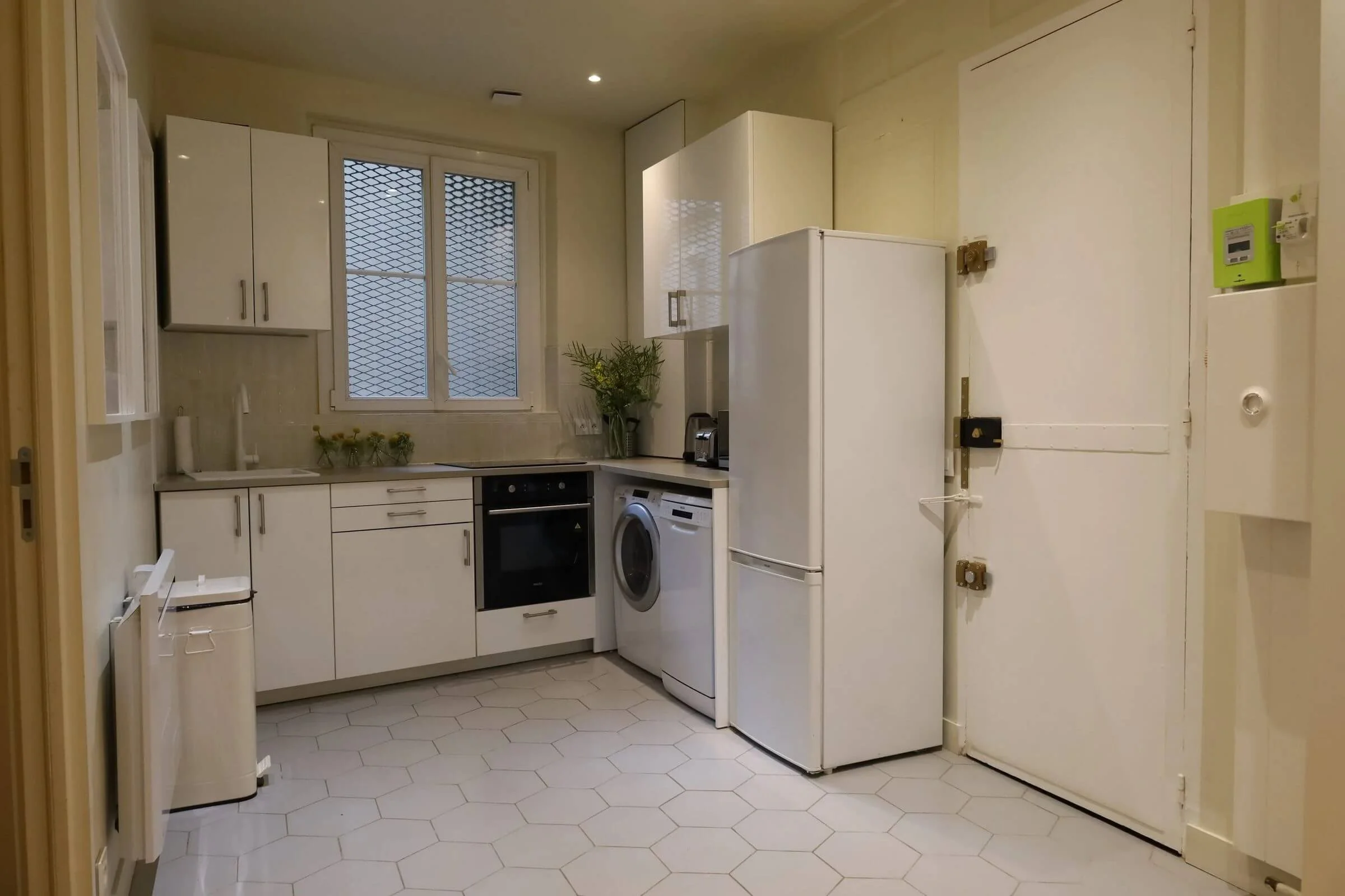 teva-renovation-legere-t2-rue-de-rome-paris-17-07.jpg