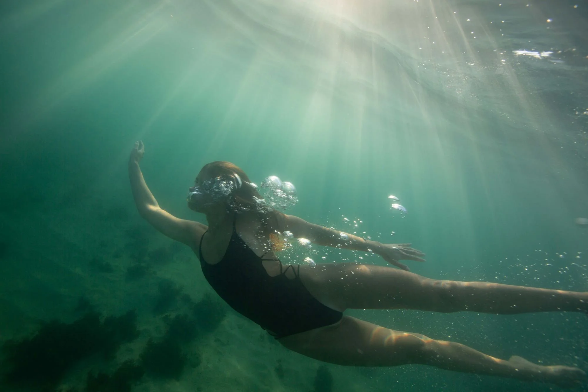 leo clifford underwater maternity photography 20.jpg