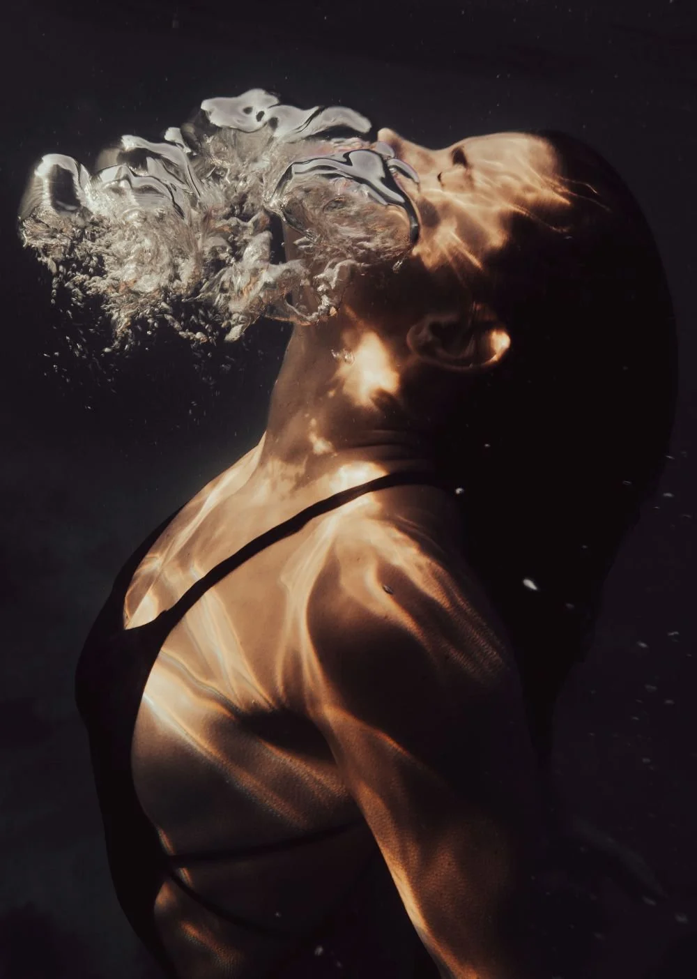 leo clifford underwater maternity photography 4.jpg