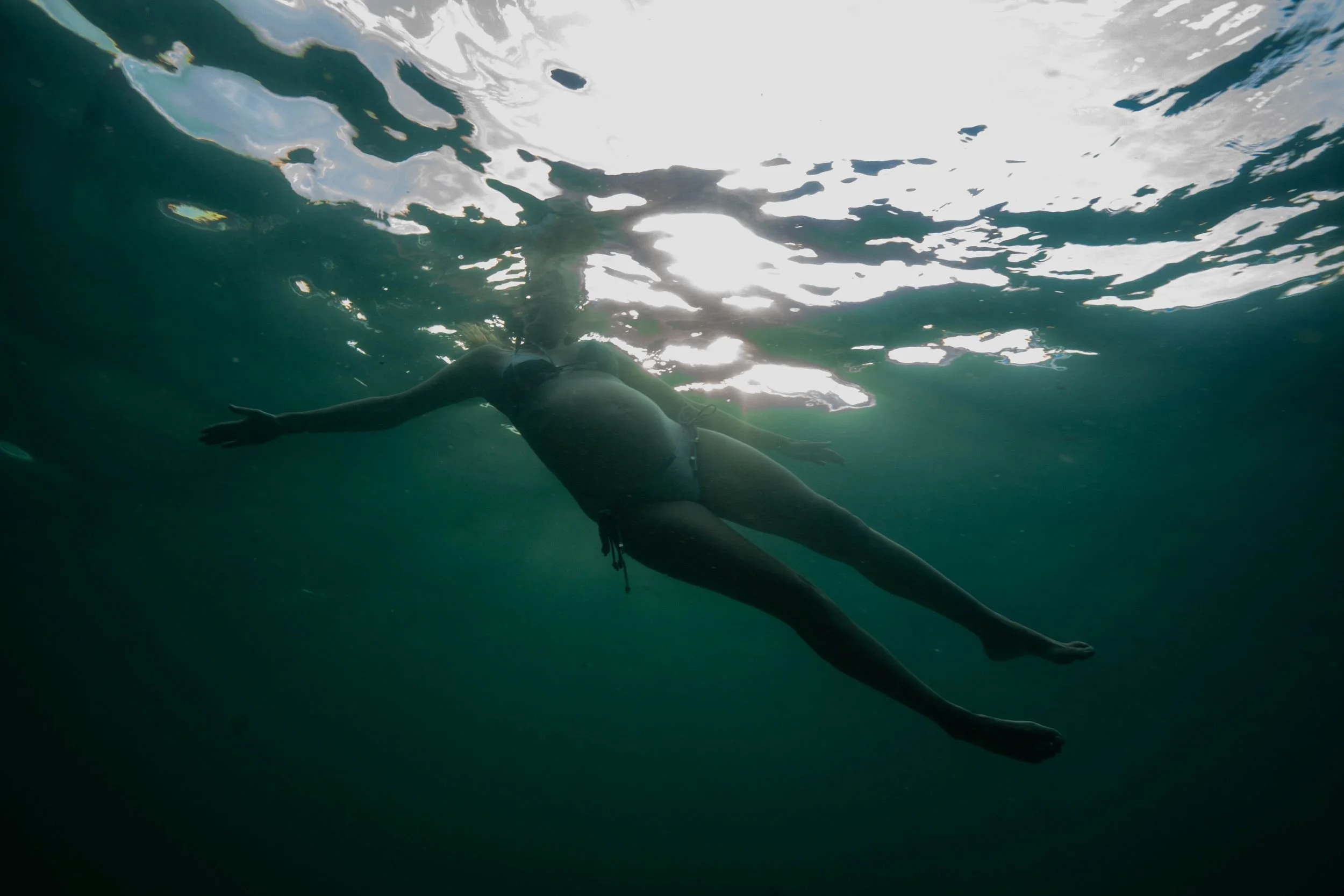 leo clifford underwater maternity photography 46.jpg