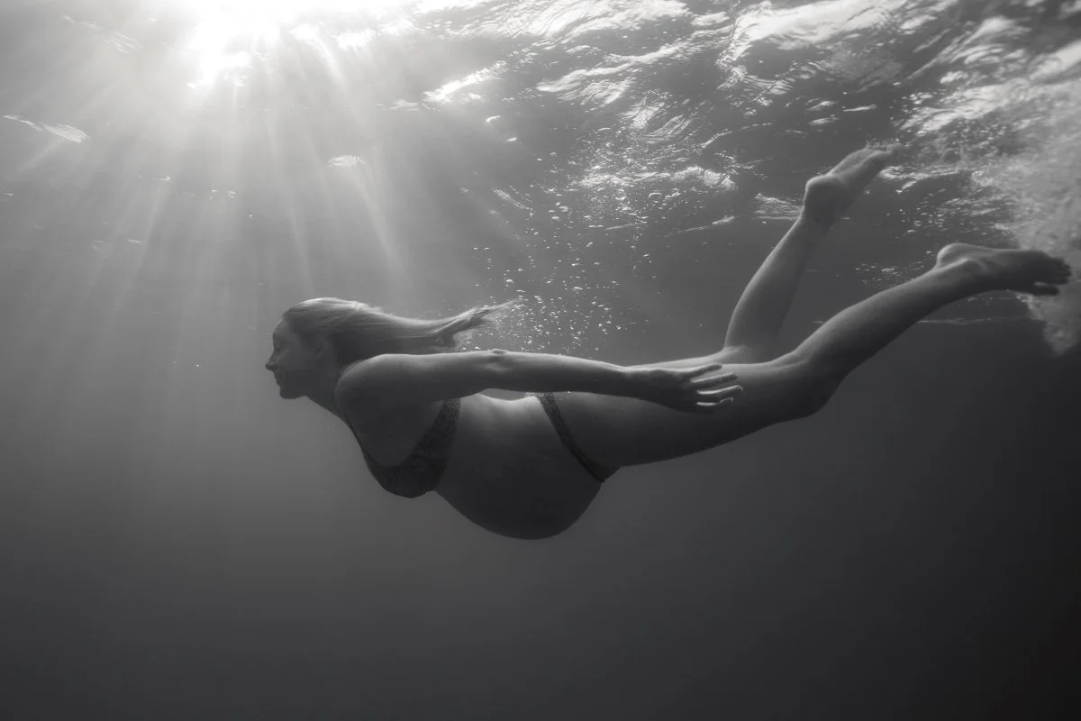 leo clifford underwater maternity photography sydney 08.jpg