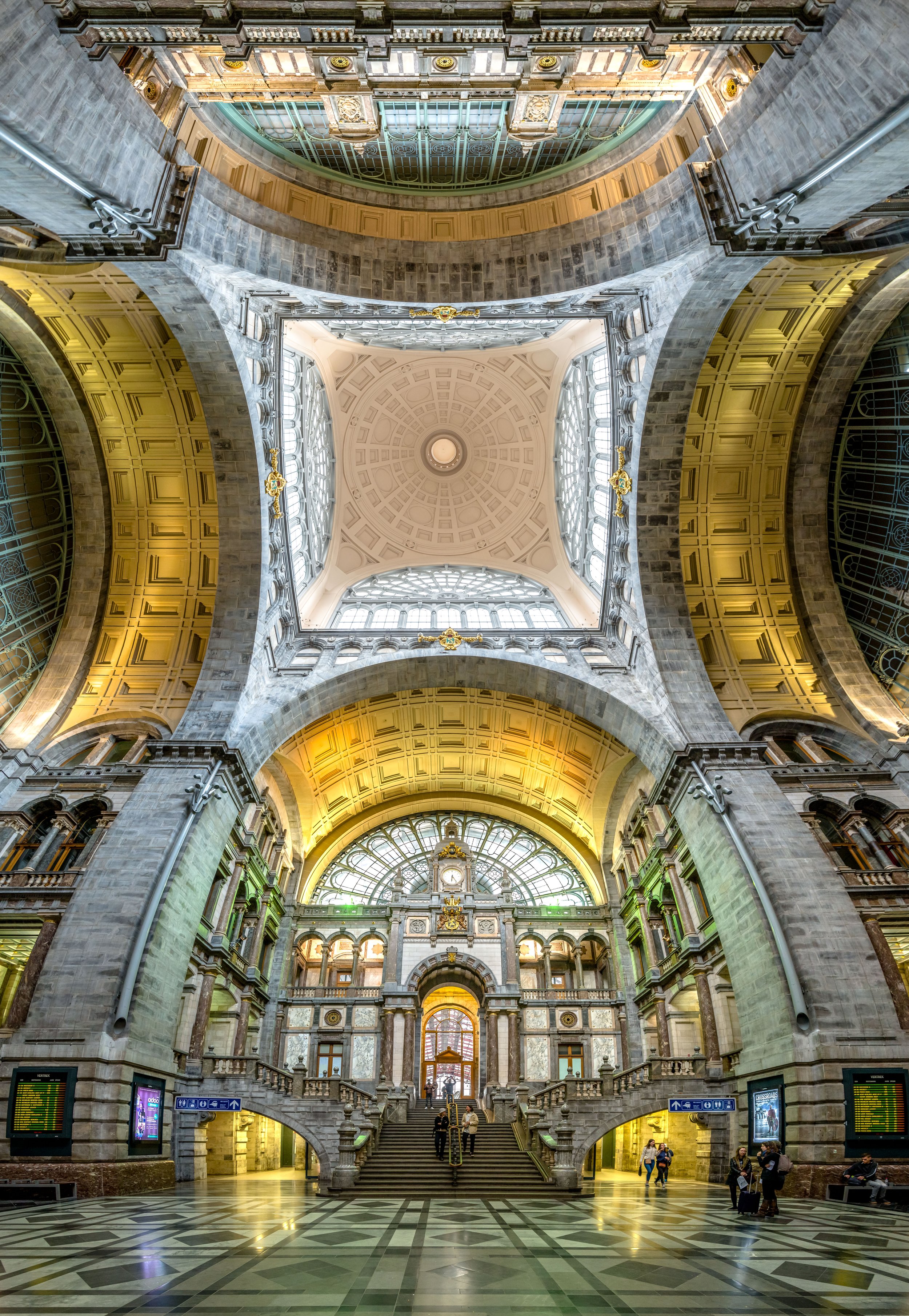 001 - 1909_AntwerpenDenHaag_79426-Pano-2.jpg