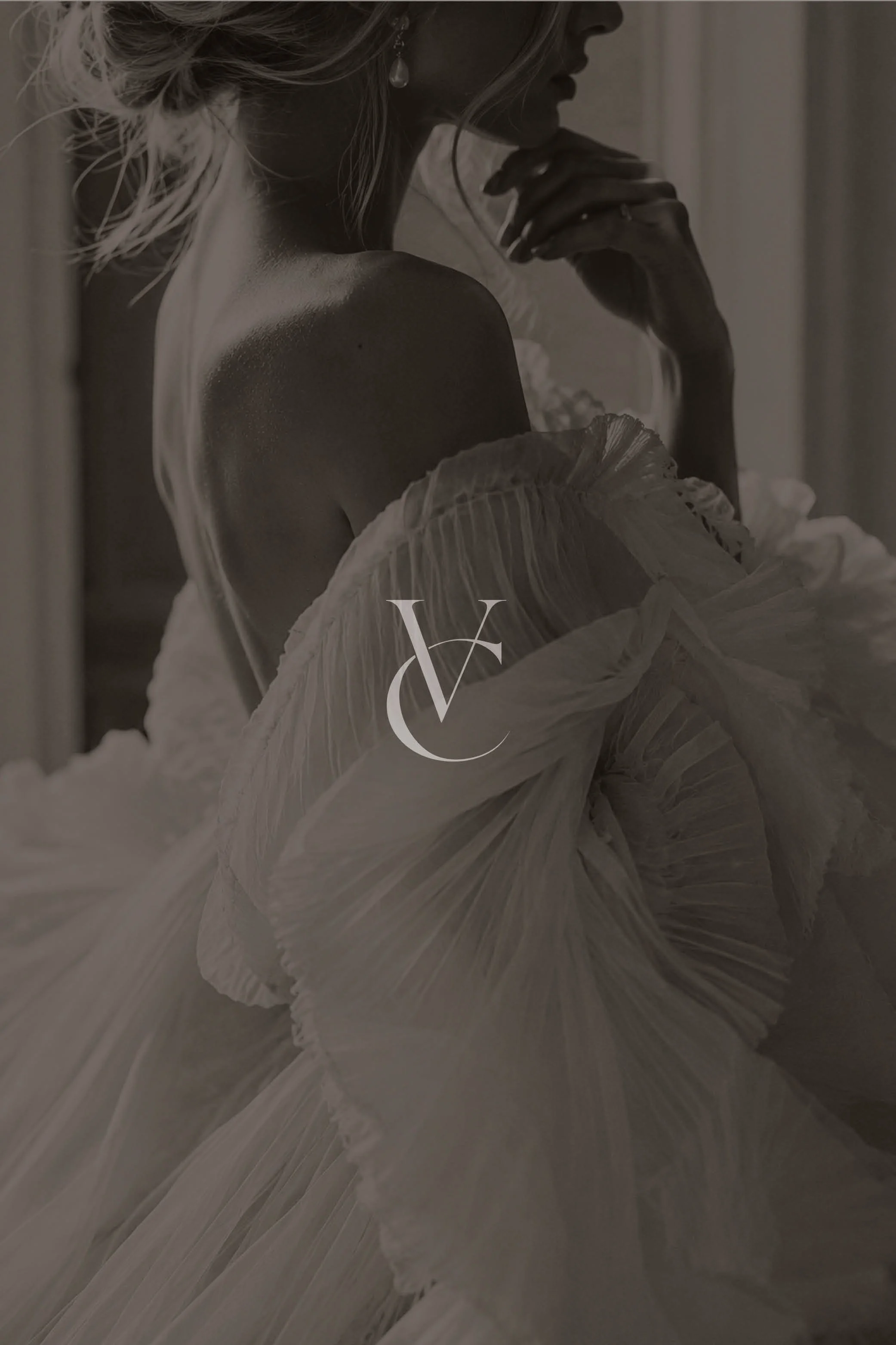 How to Brand Your Wedding Business to Attract Luxury Clients