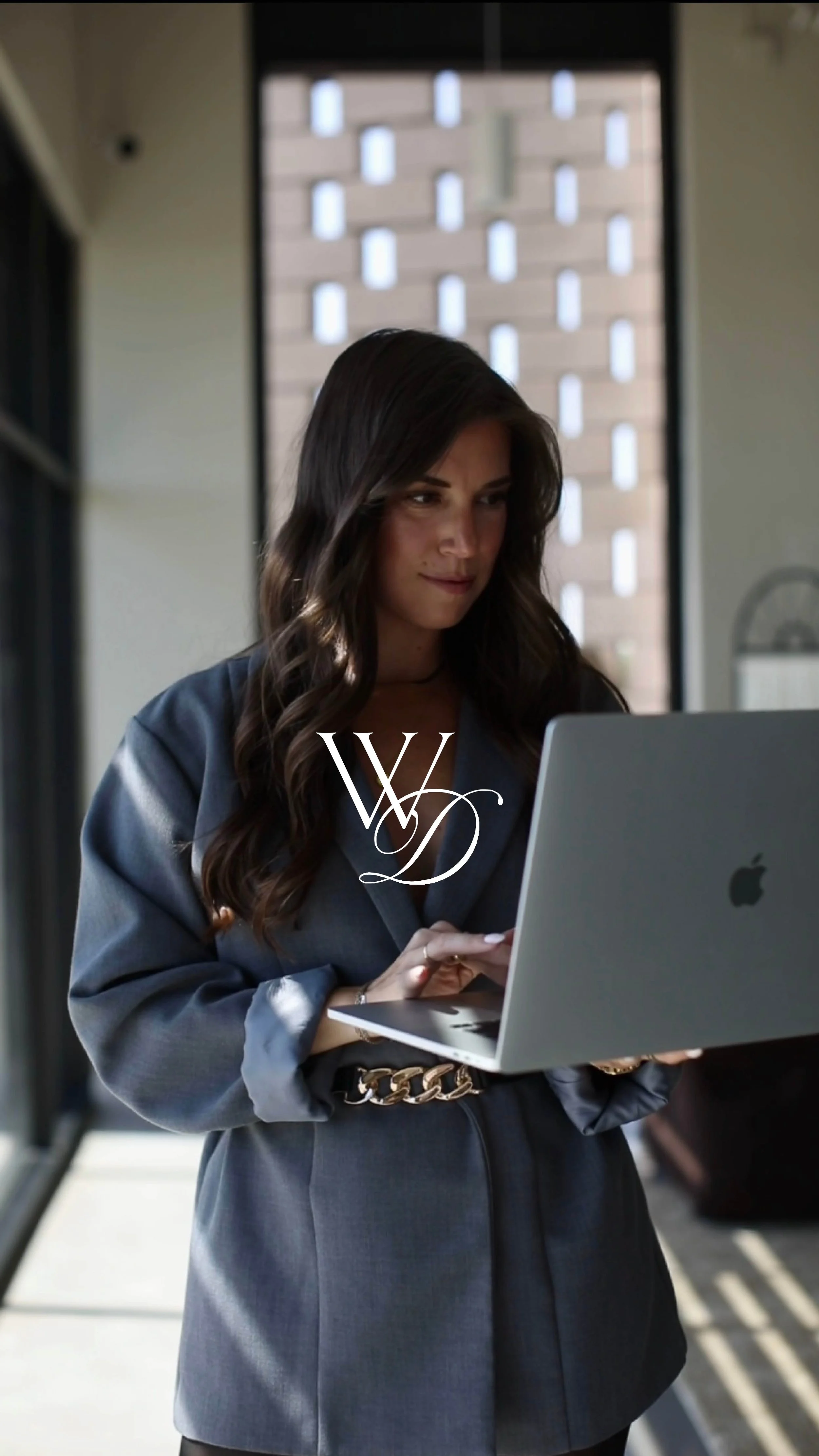 Luxury logo design for a wedding photographers in Arizona
