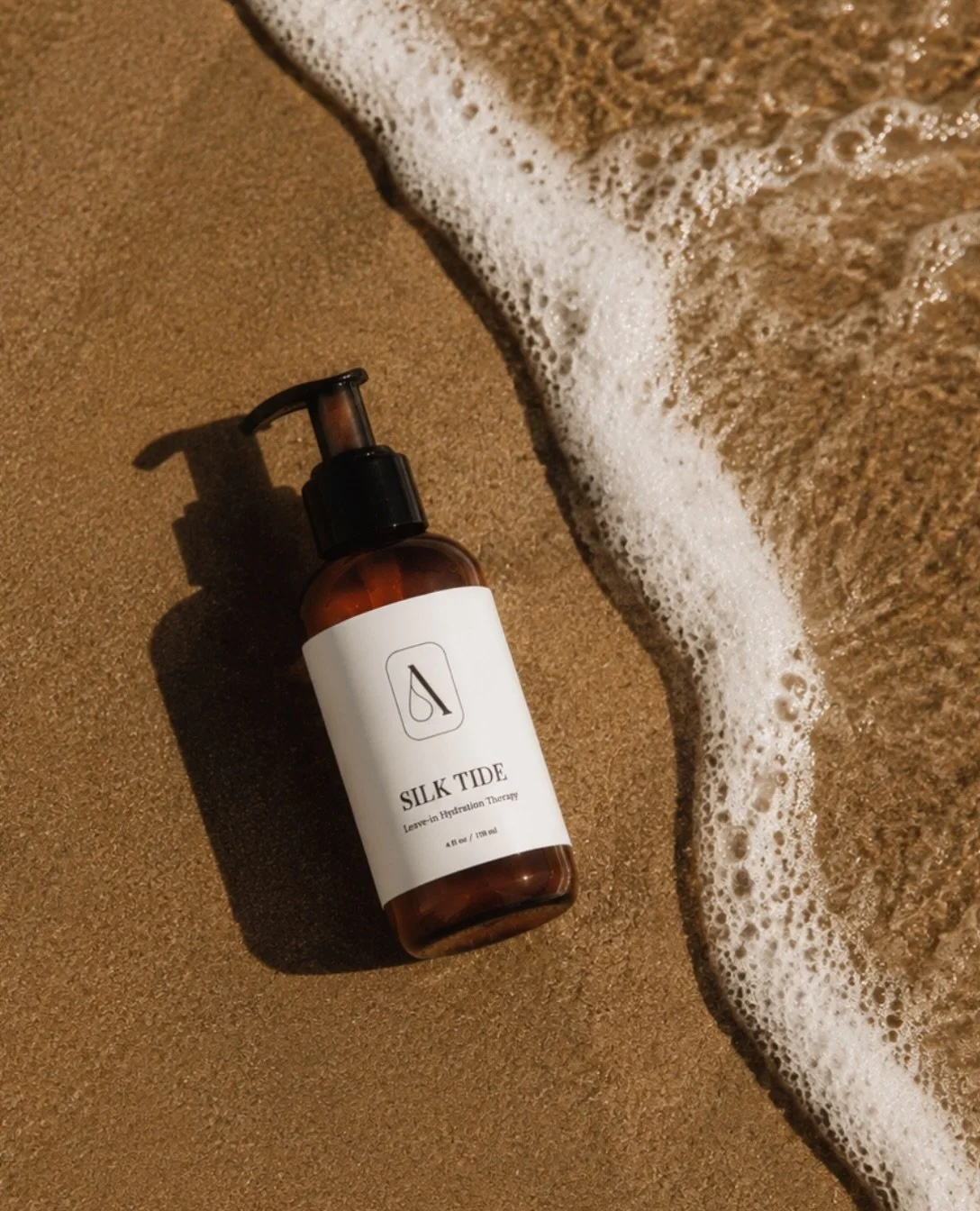 Meet Silk Tide 🌊

The finishing touch to every Alter Escape, and your new post shower ritual at home. Apply it to damp hair after every wash for strands that feel silky, soft, and beautifully nourished.

Take a little piece of Alter home with you. ✨