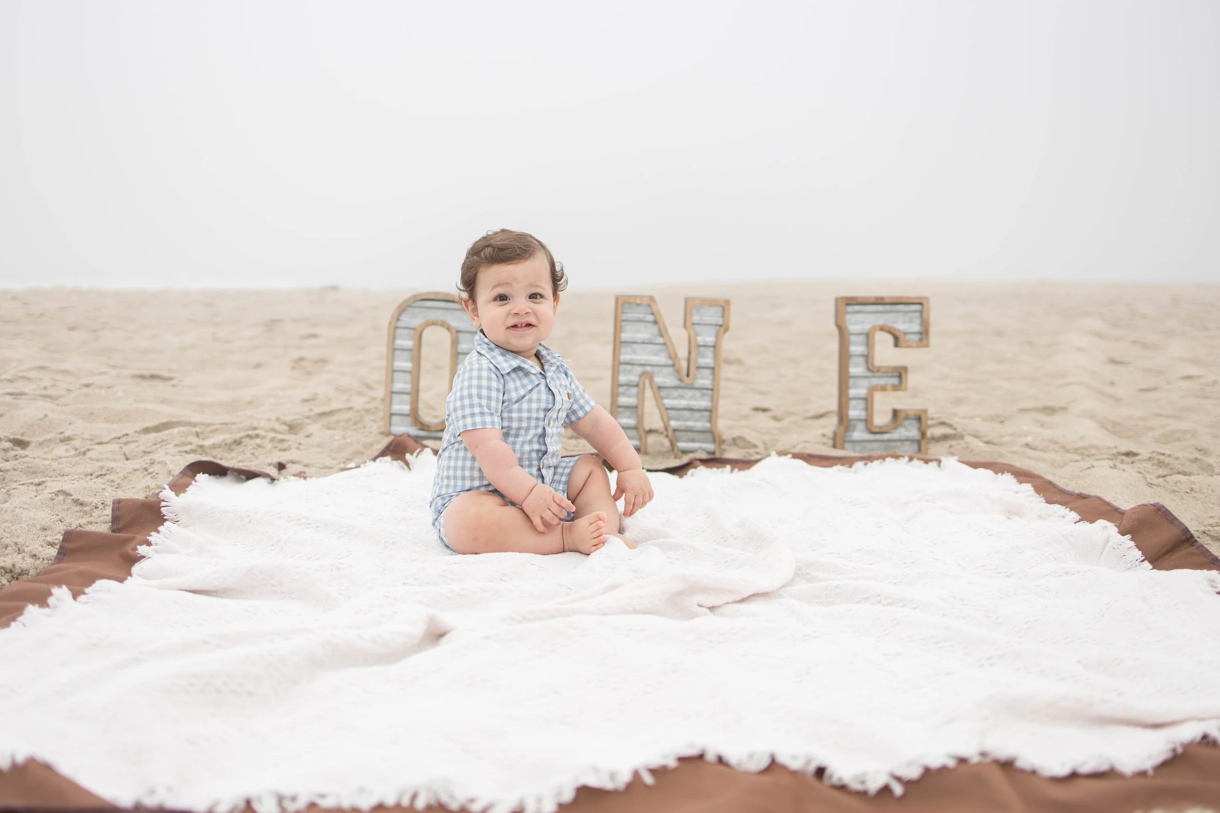 beach-first-birthday-session-robert-moses-suffolk-county-ny.jpg