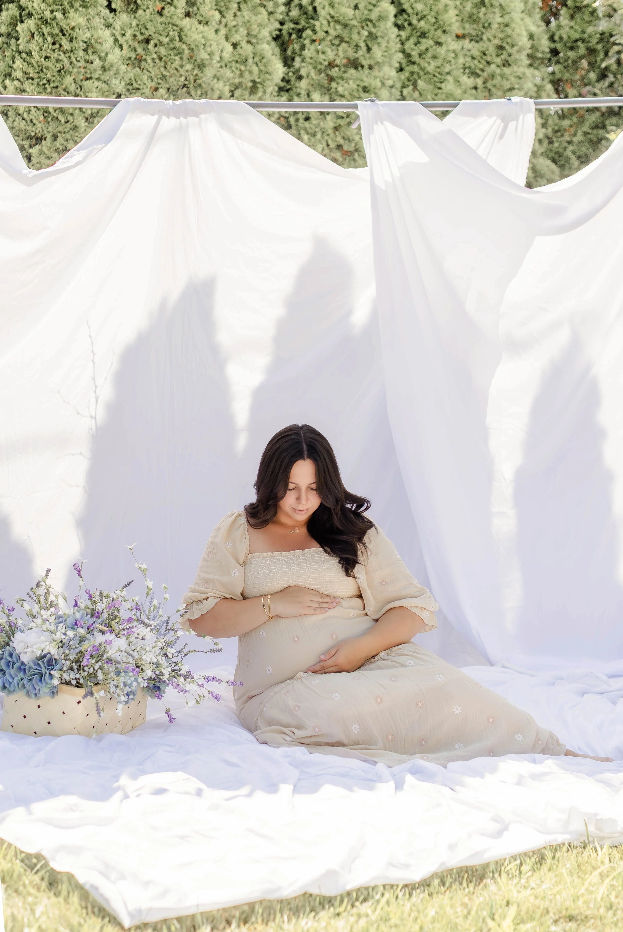 floral-park-ny-maternity-session-outdoor-family.jpg