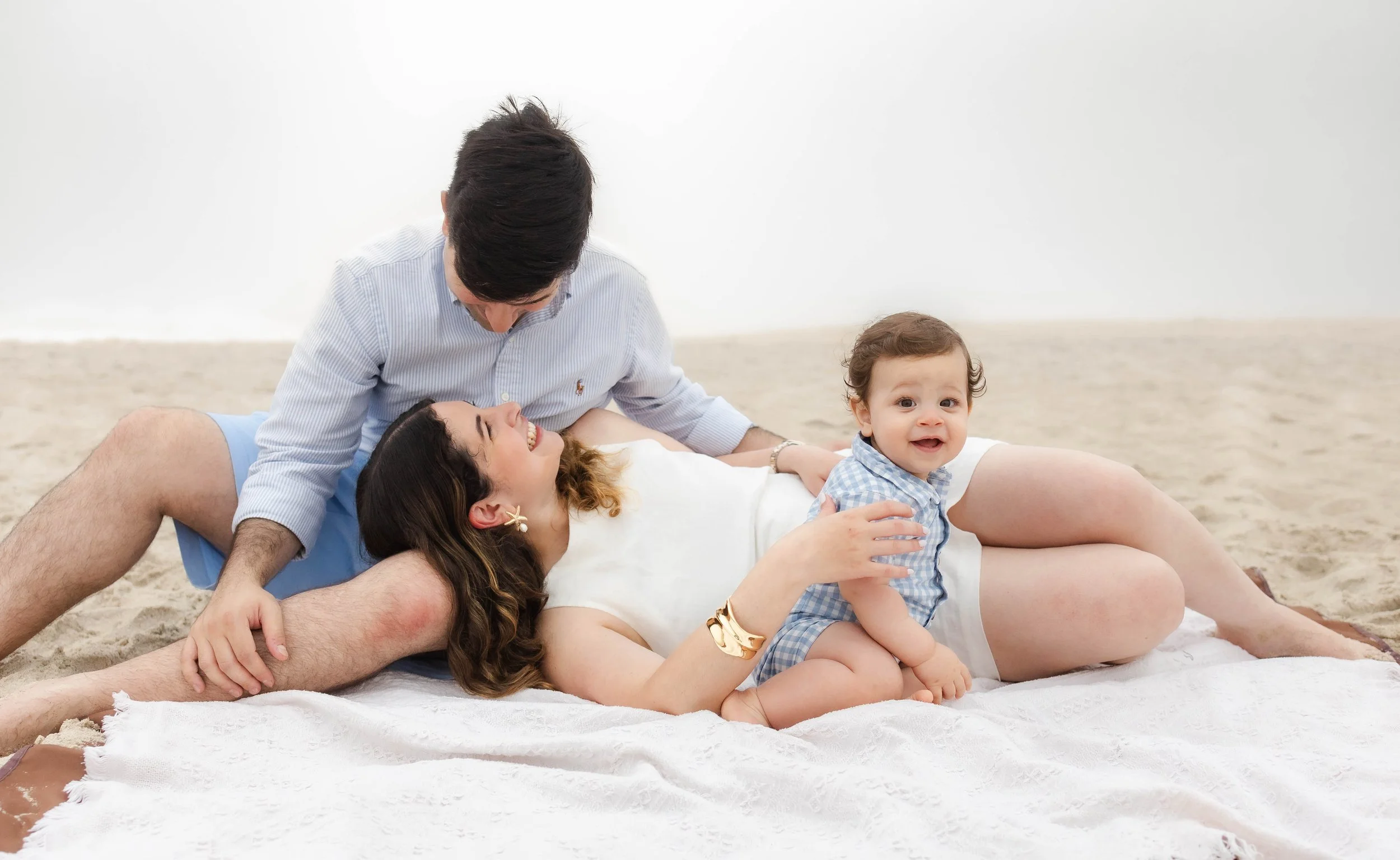 fire-island-beach-family-photos-robert-moses-field-5-ny