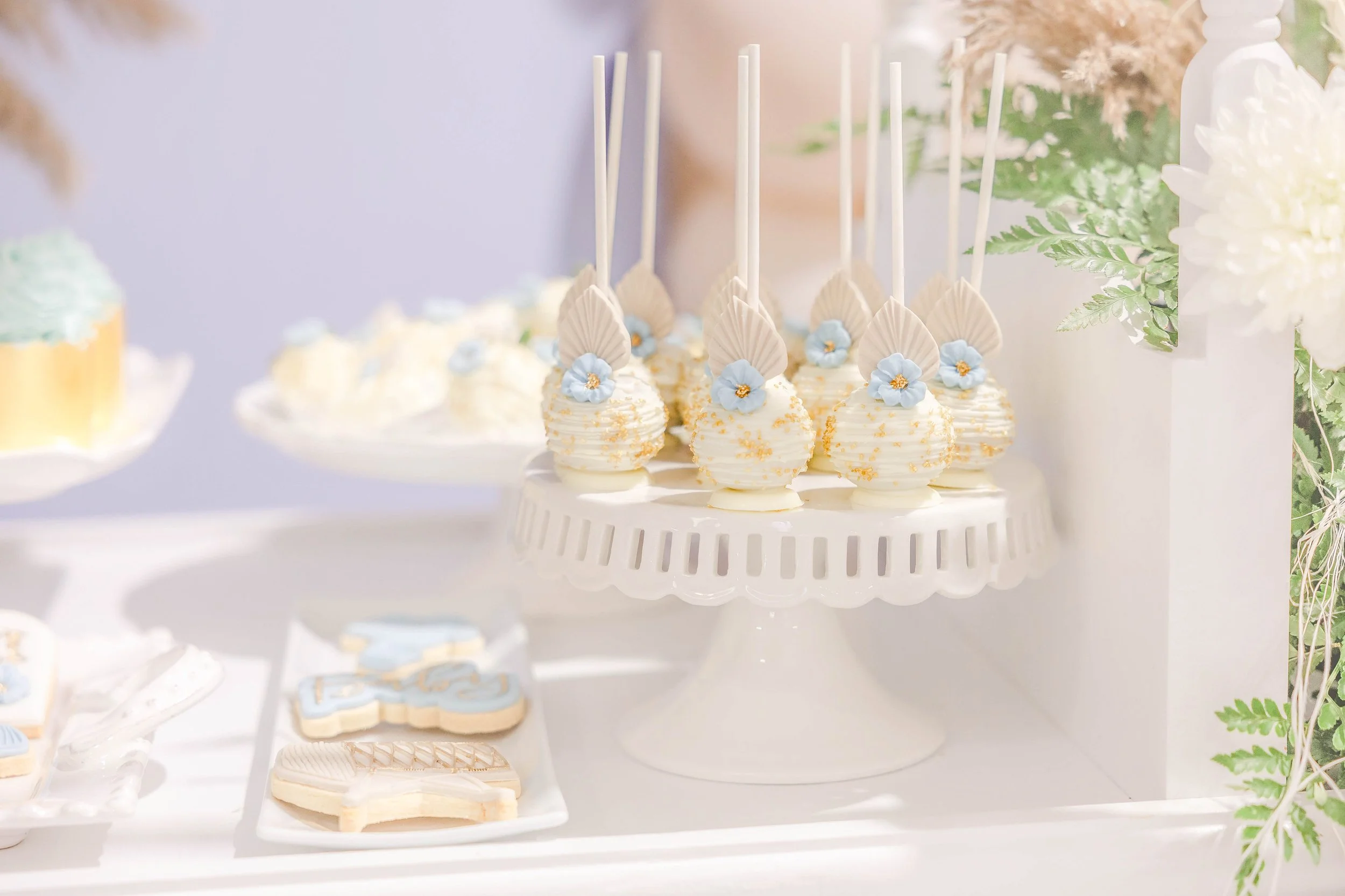 white-and-blue-baby-shower-dessert-table-treats.jpg