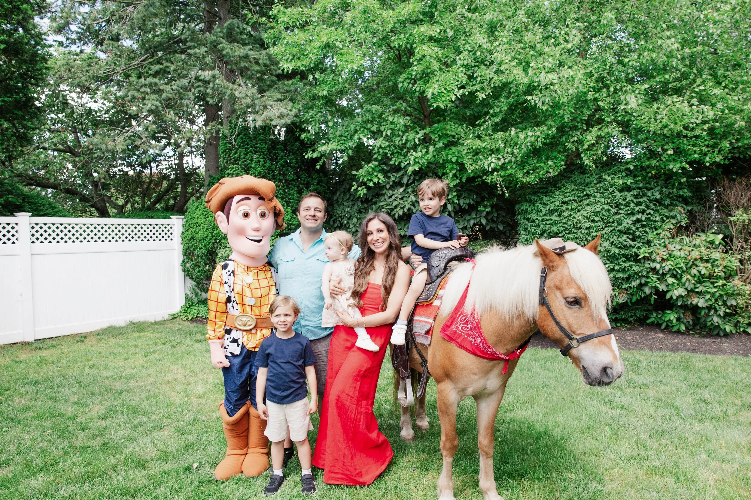 toy-story-birthday-family-photo-merrick-ny