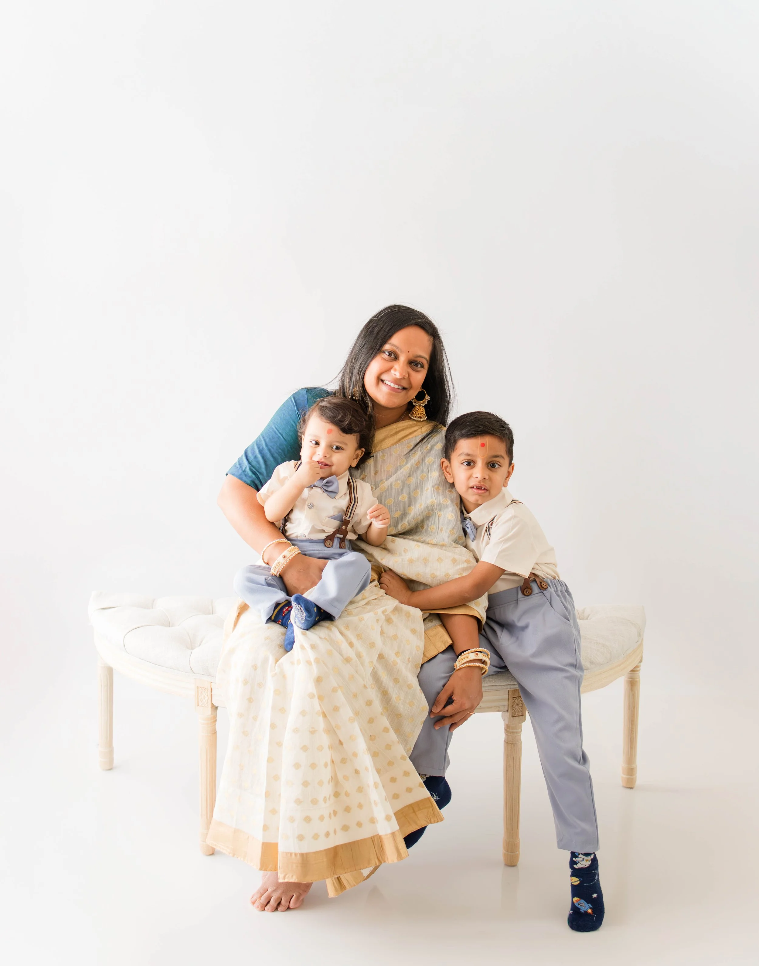 east-meadow-ny-motherhood-family-studio-photos
