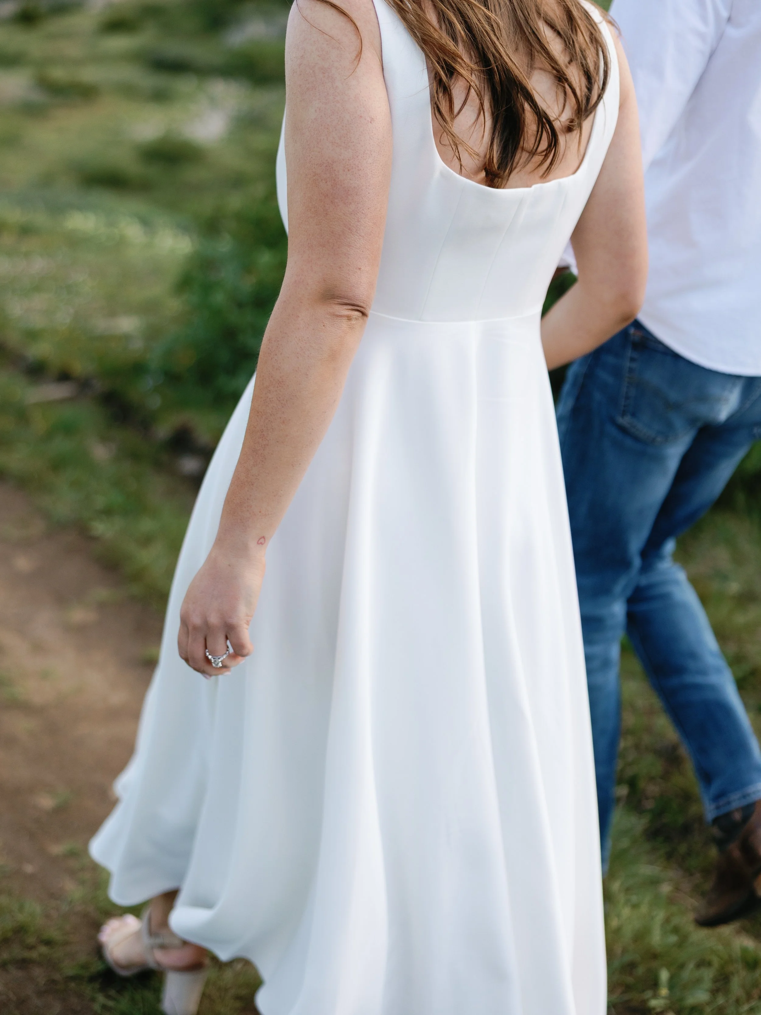 colorado-engagement-photographer-loveland-pass-12.jpg