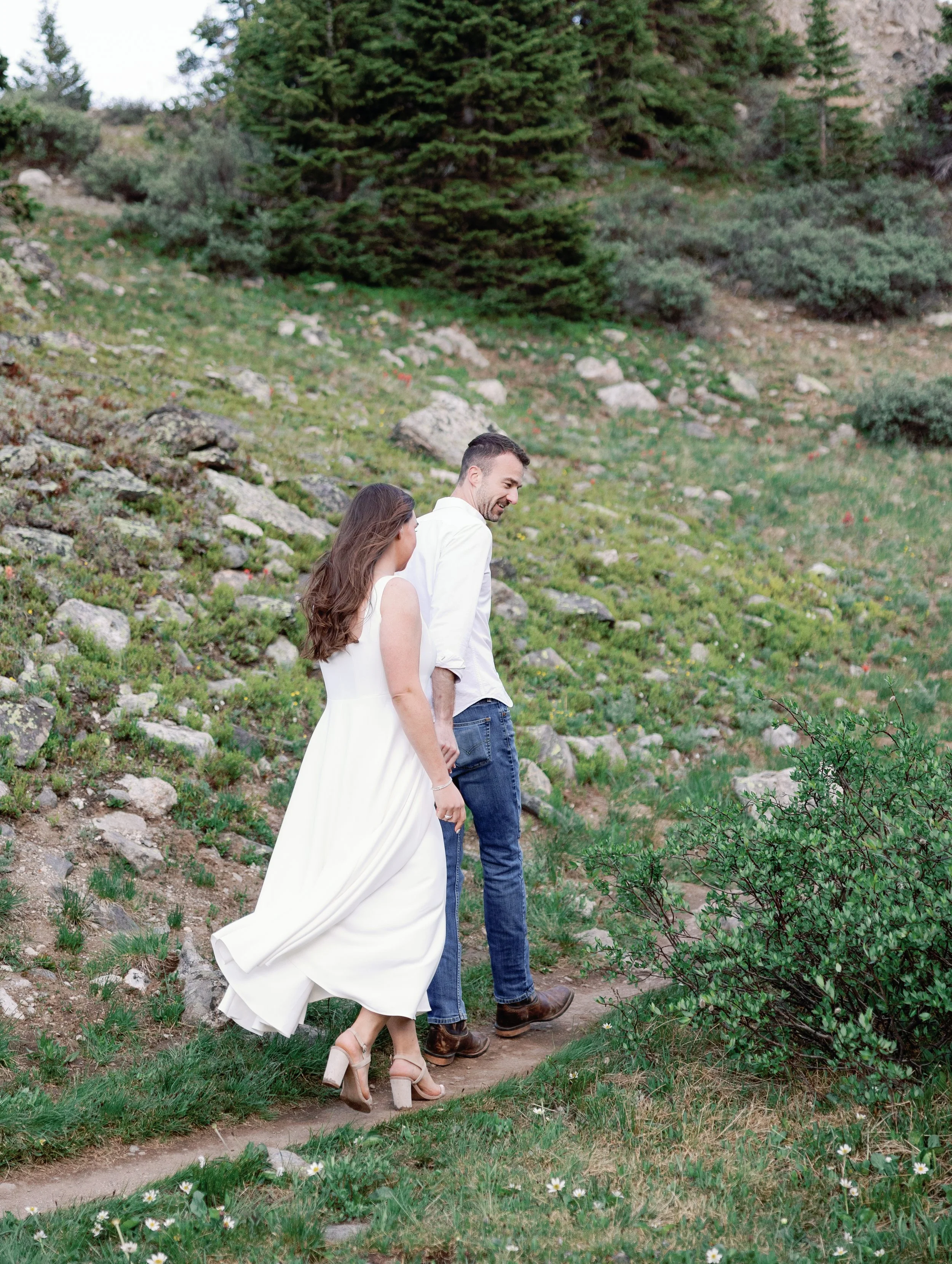 colorado-engagement-photographer-loveland-pass-67.jpg