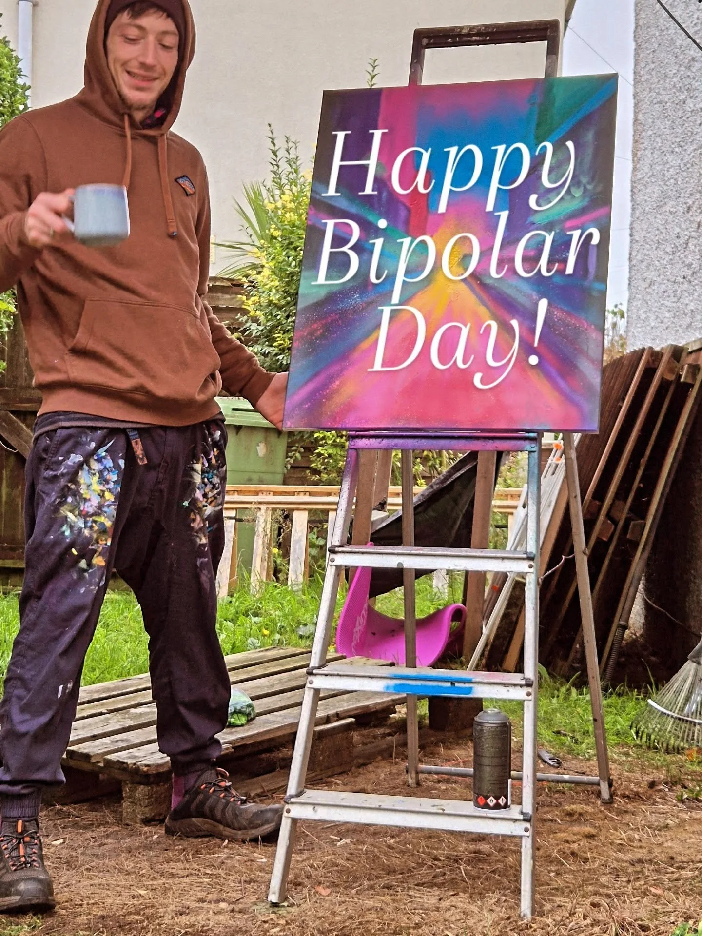 World Bipolar Day 💚

Shout out to my bipolar beauties! 

I&rsquo;m an artist living with bipolar disorder. Some days I make things I&rsquo;m proud of, some days I don&rsquo;t make anything at all - both count. Bipolar influences my art - but I'd sti