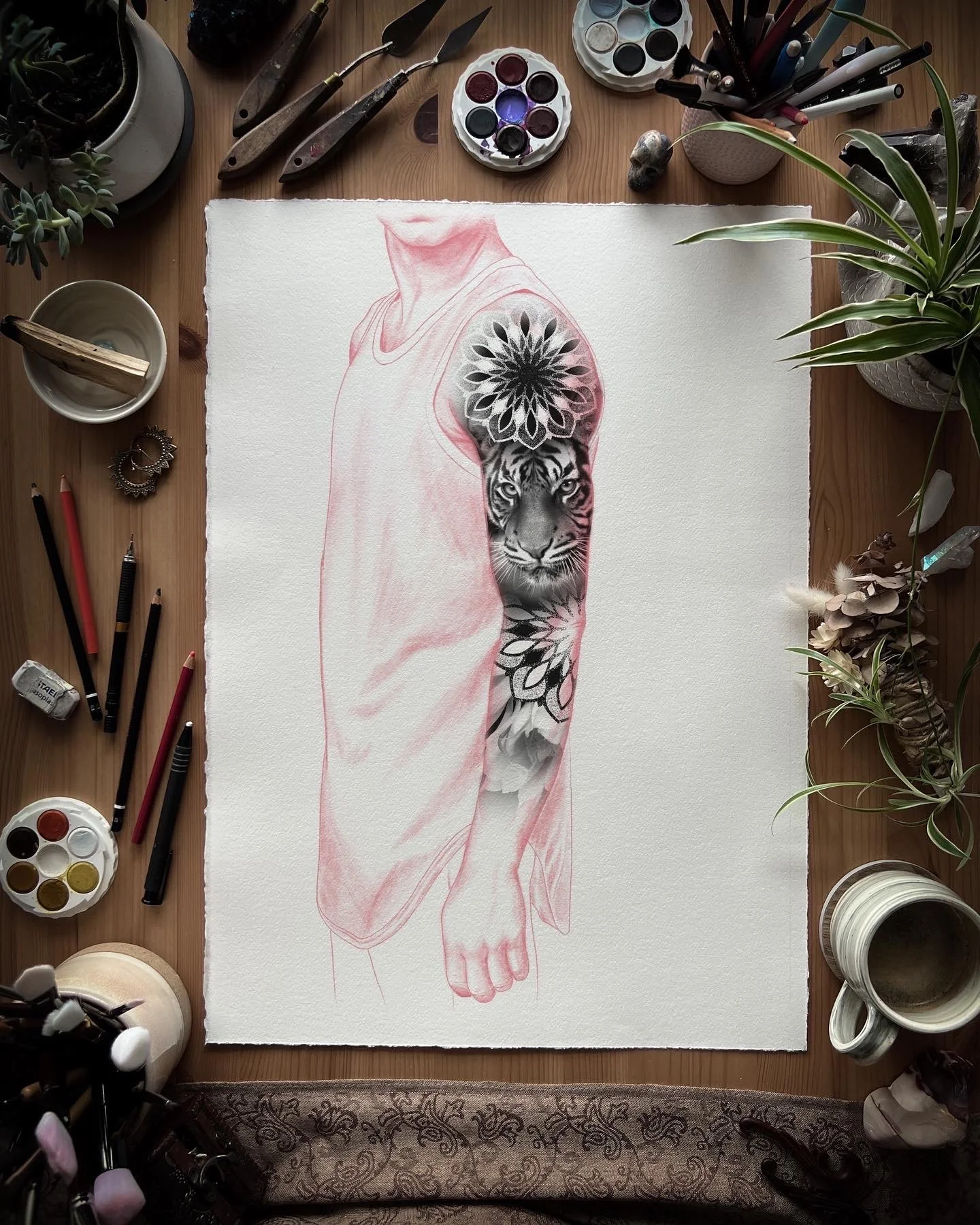 Queen of the Night Tiger Sleeve