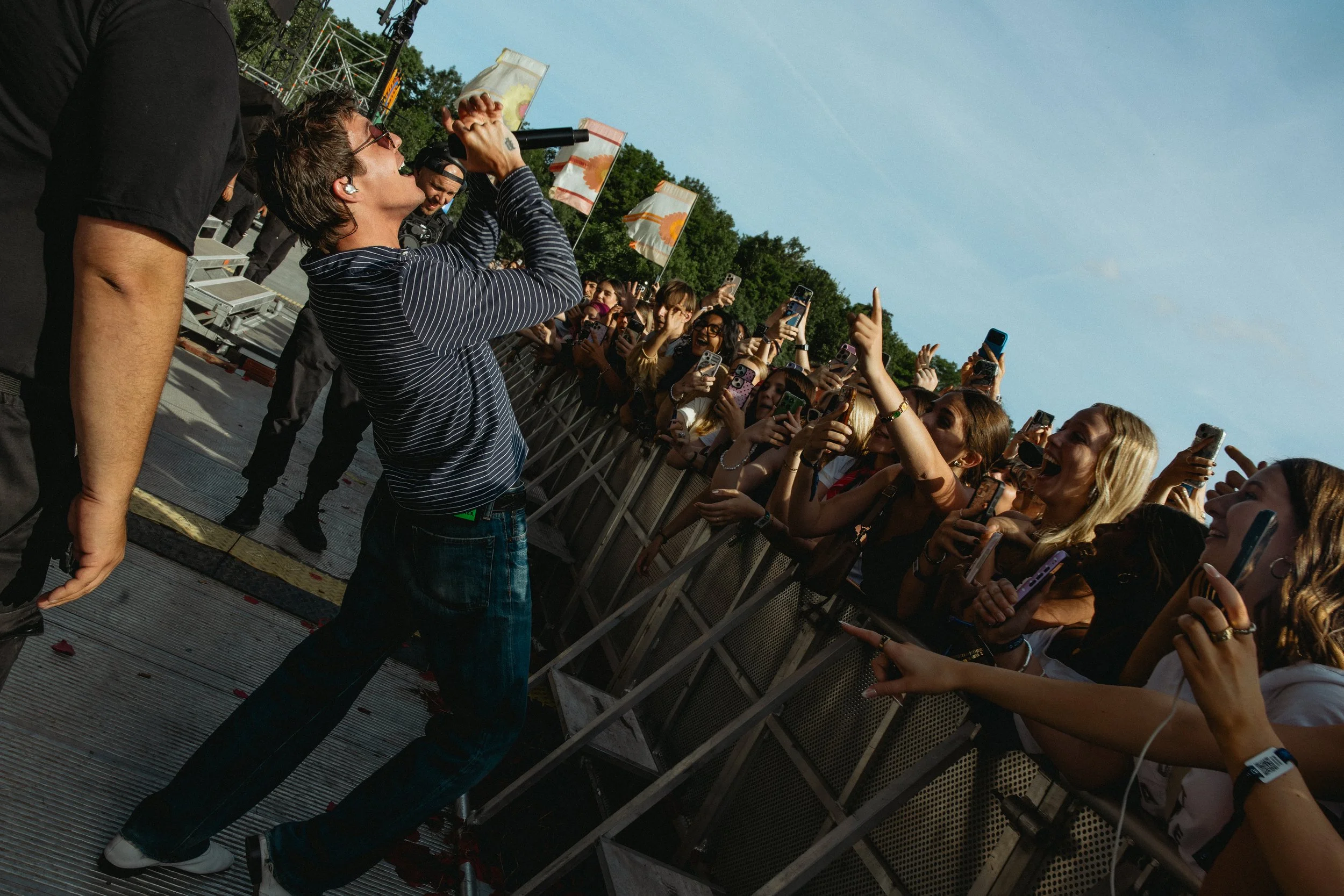 RoleModel-WeLoveGreen-Stills-30.jpg