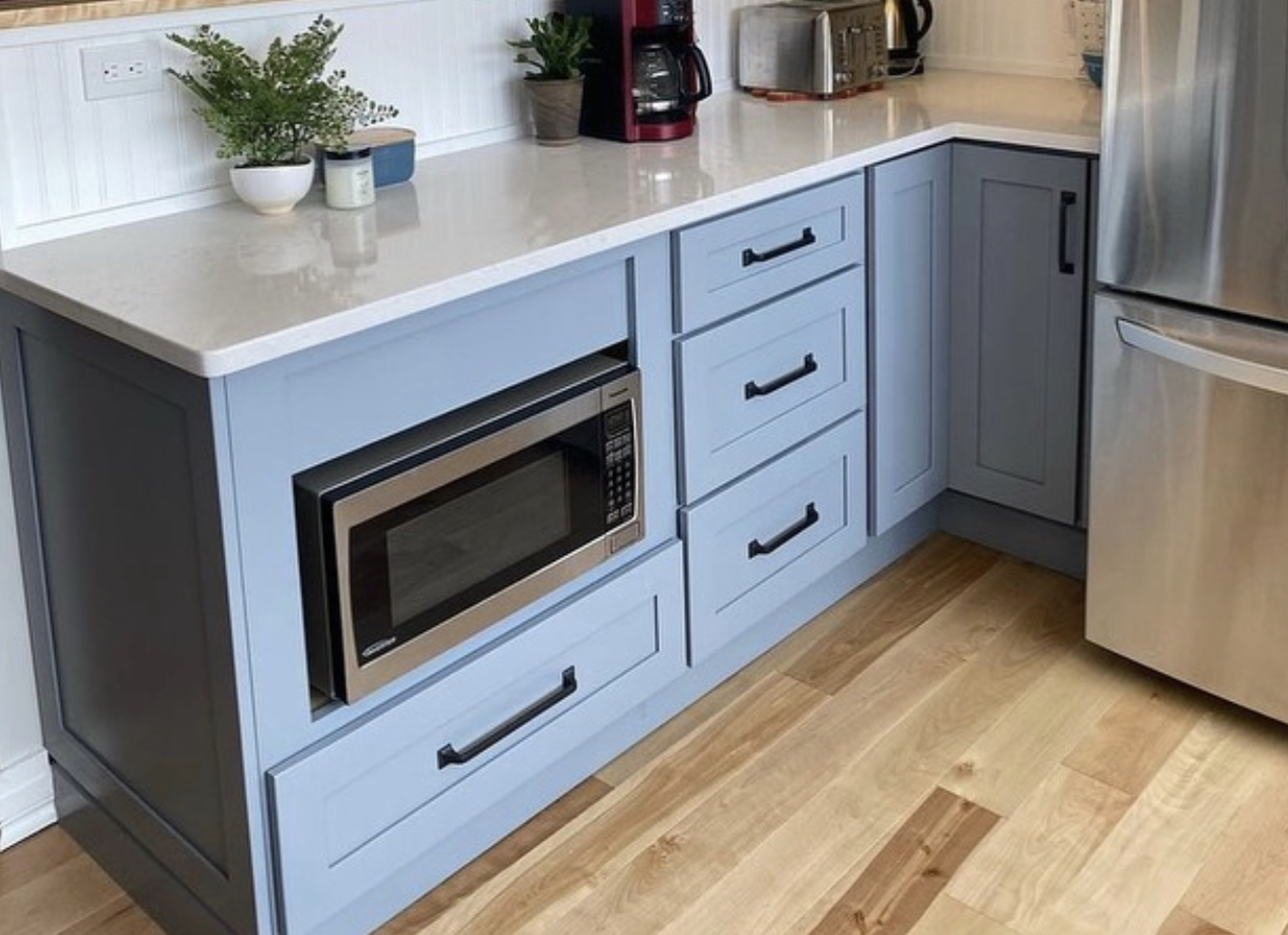 How to Maximize Storage in a Small Kitchen