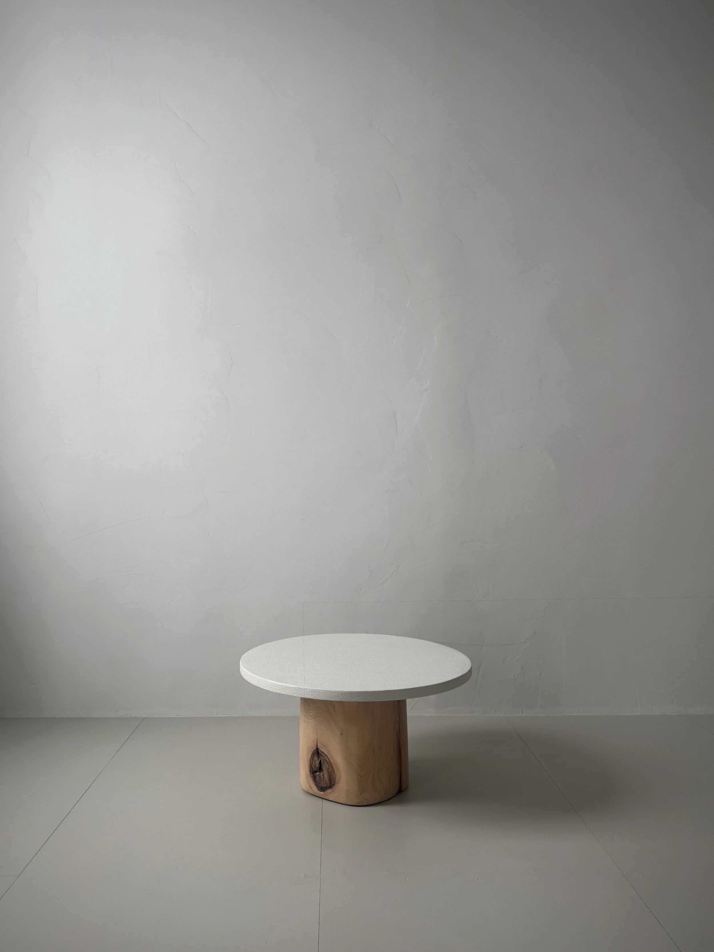 The Side Table Nº 4